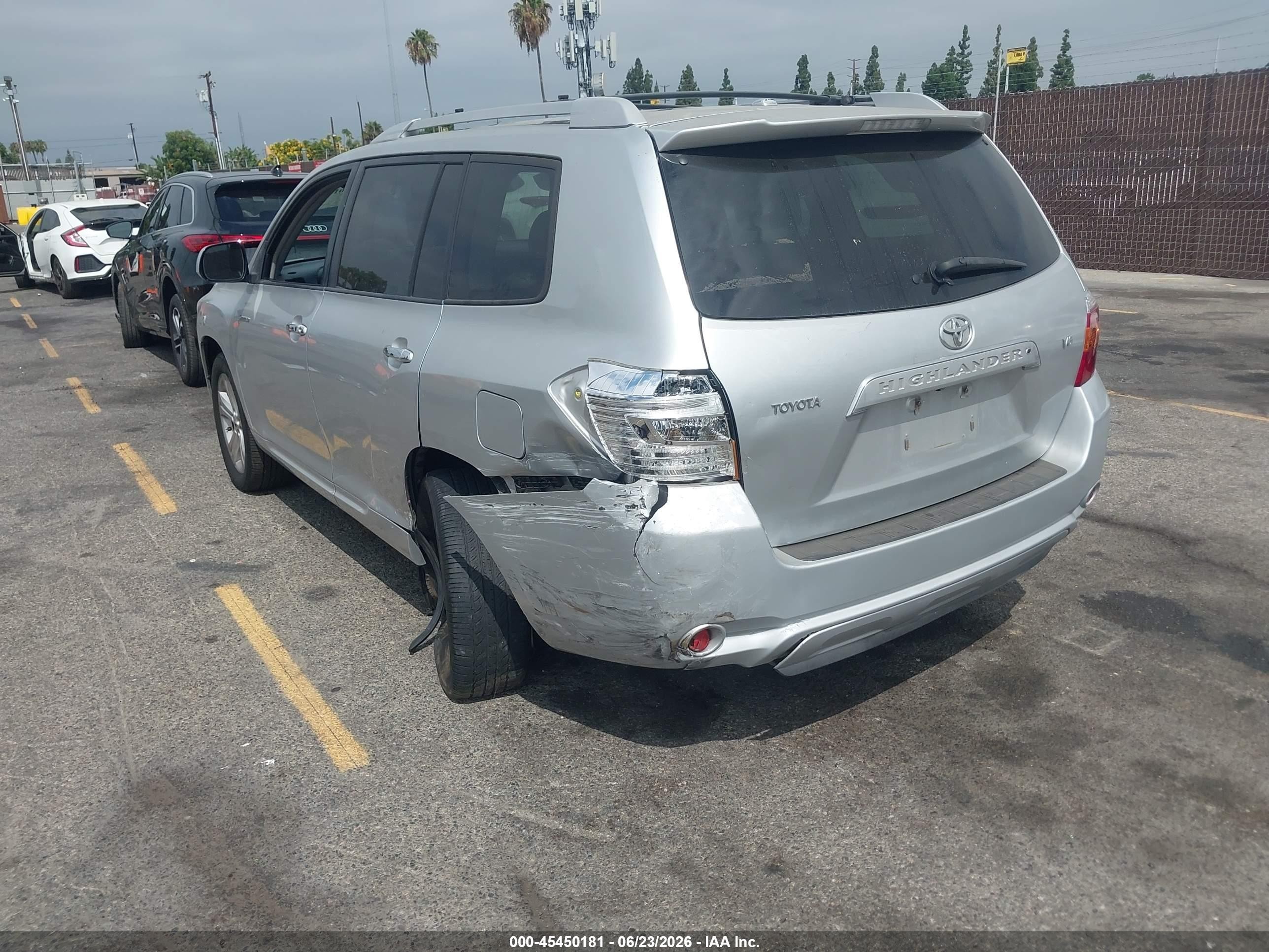 2009 Toyota Highlander Limited Silver vin: JTEDS42A192072475