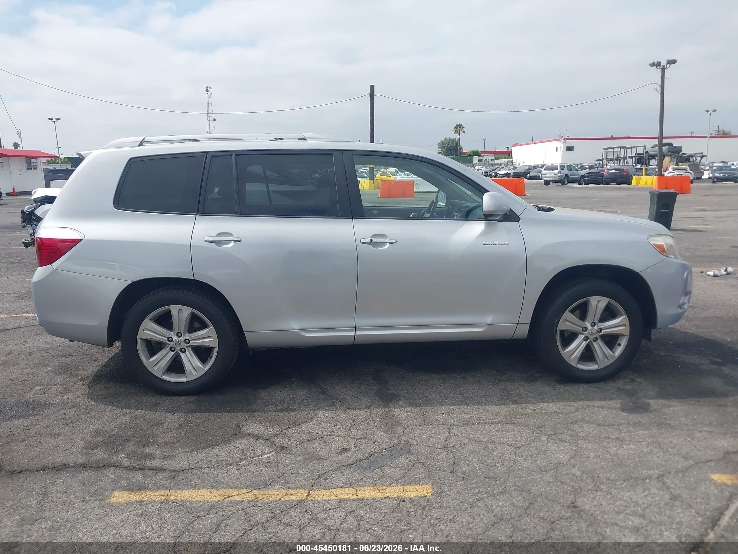 2009 Toyota Highlander Limited Silver vin: JTEDS42A192072475
