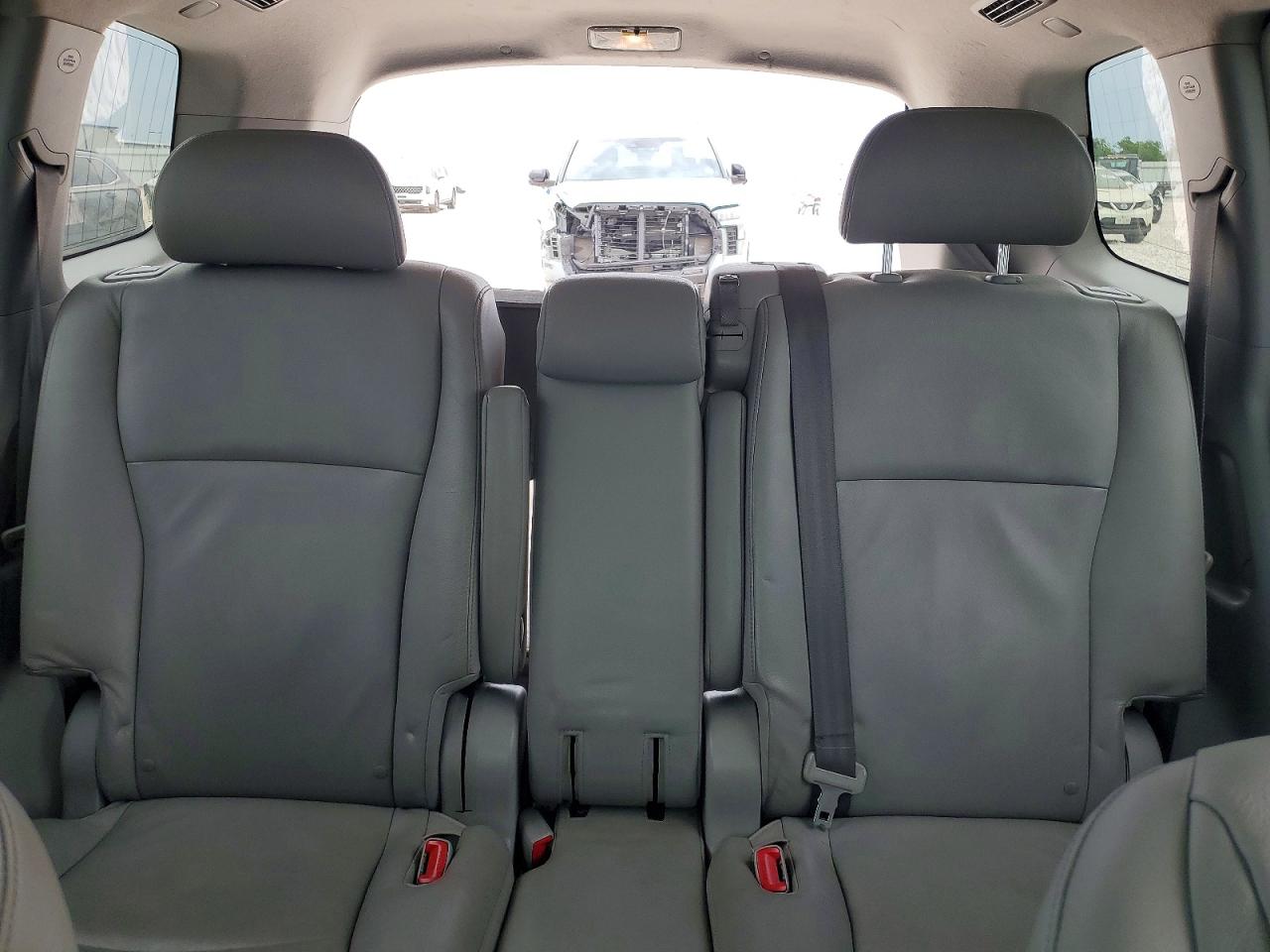 2008 Toyota Highlander Limited Silver vin: JTEDS42A382020960