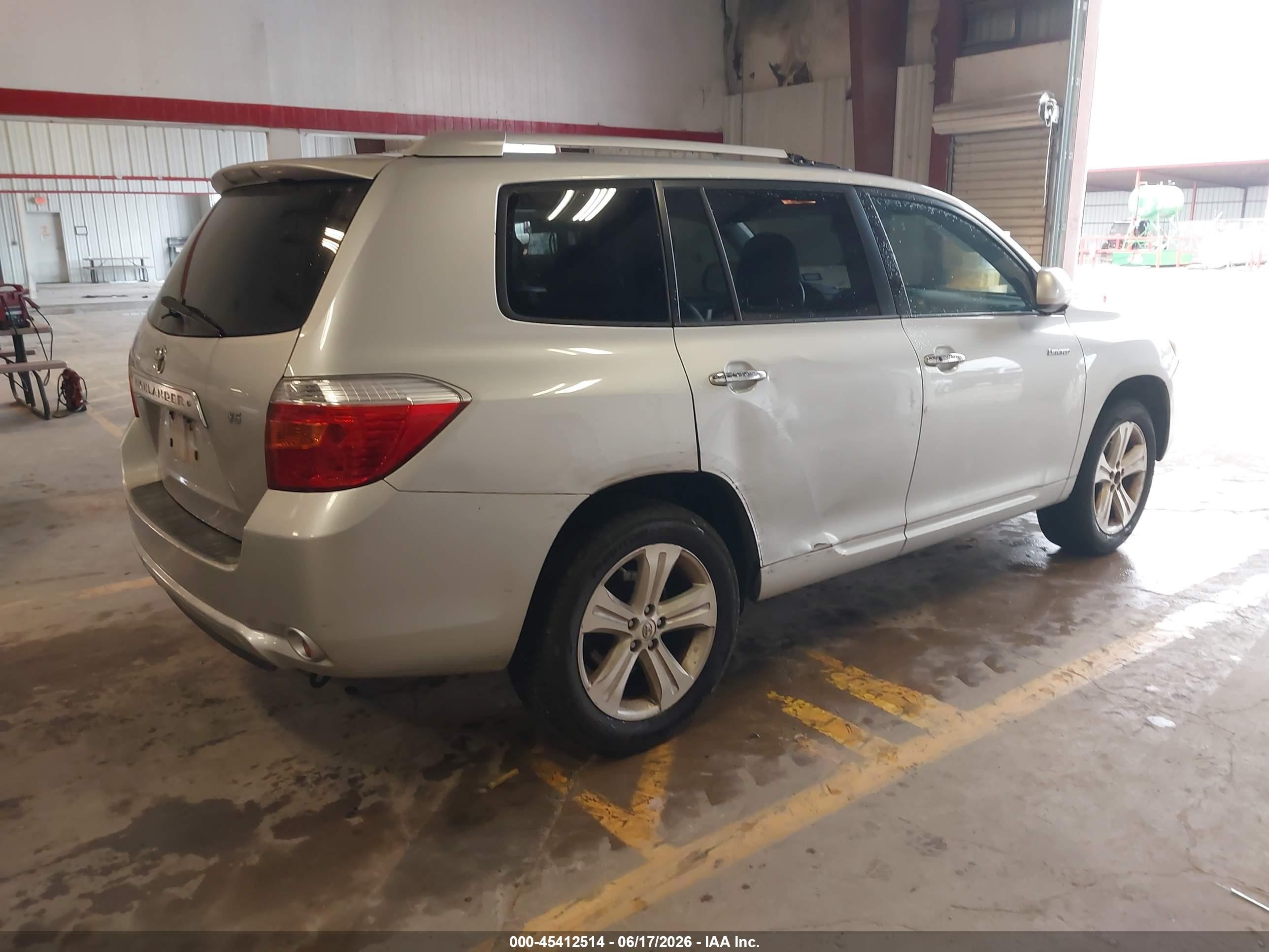 2008 Toyota Highlander Limited Серебряный vin: JTEDS42A382032445
