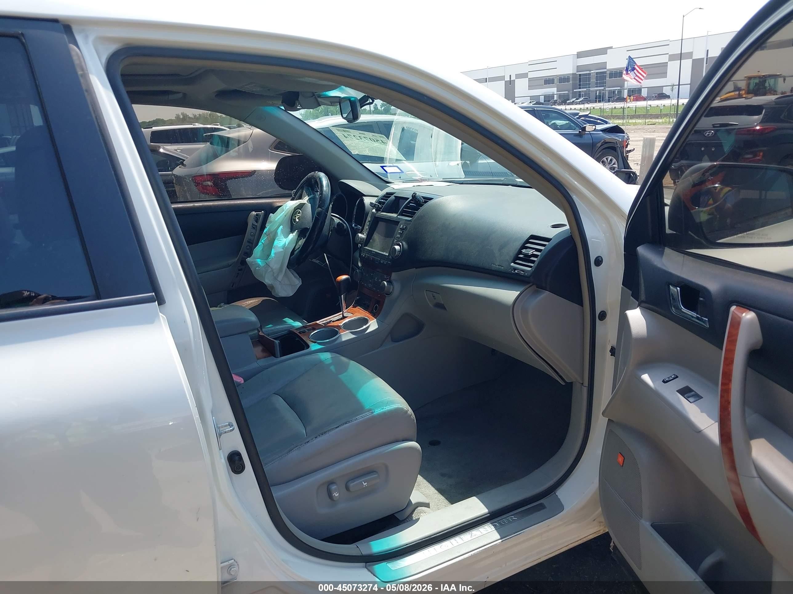 2009 Toyota Highlander Limited Белый vin: JTEDS42A392082165