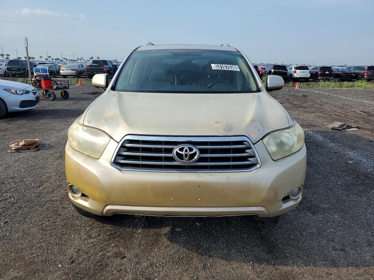 2008 Toyota Highlander Limited Gold vin: JTEDS42A482008123