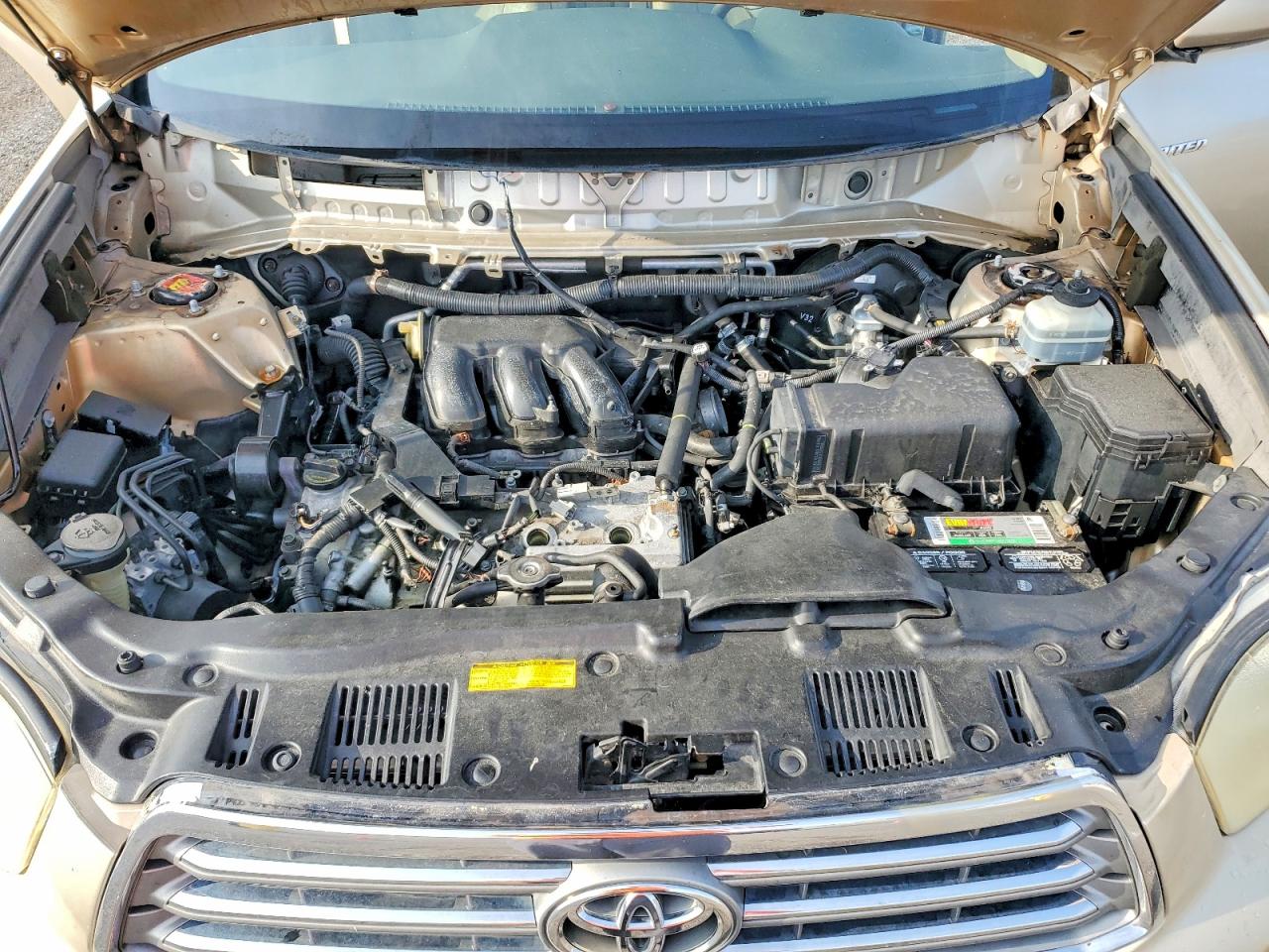 2008 Toyota Highlander Limited Gold vin: JTEDS42A482008123