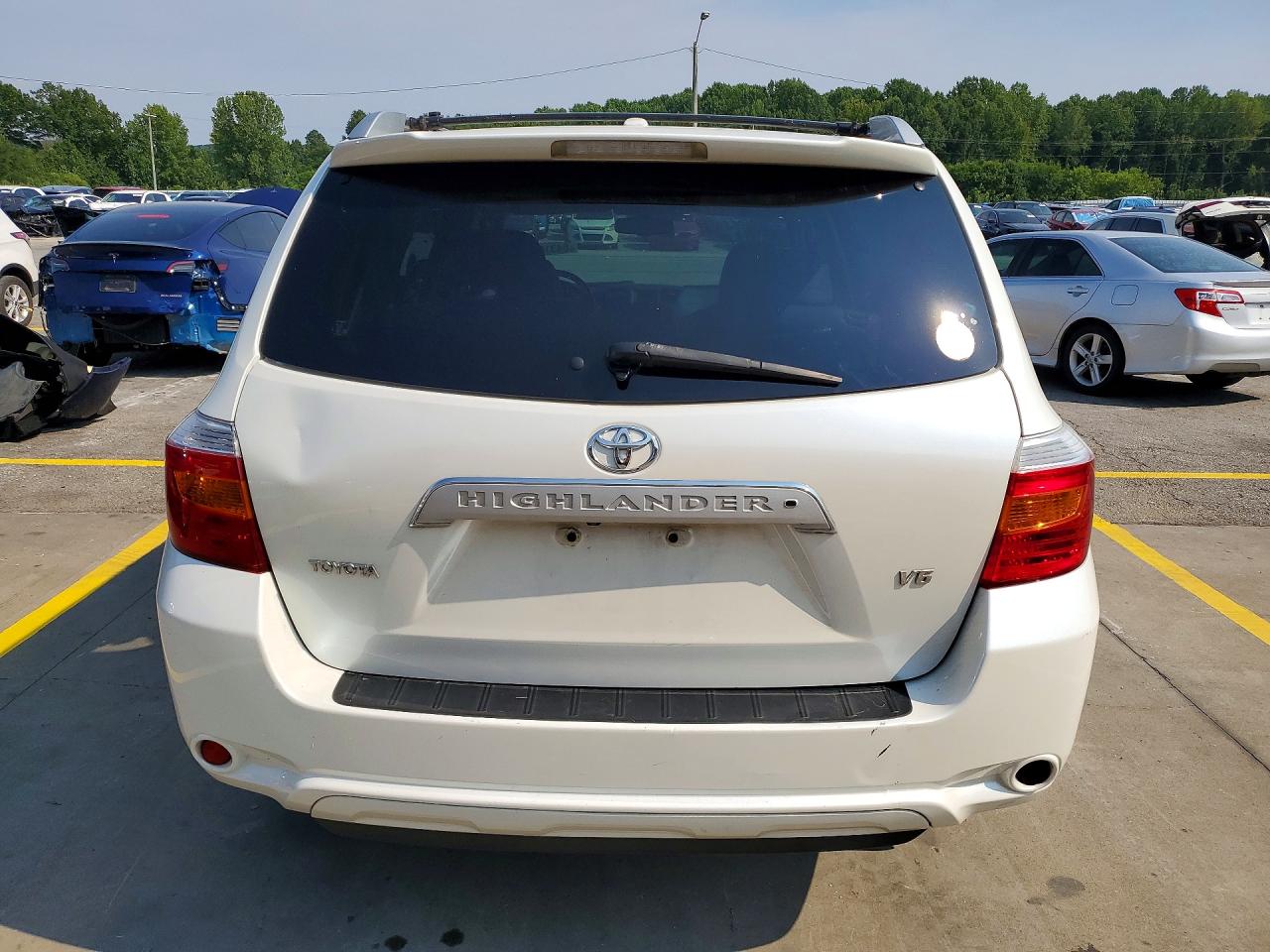 2009 Toyota Highlander Limited White vin: JTEDS42A492073359