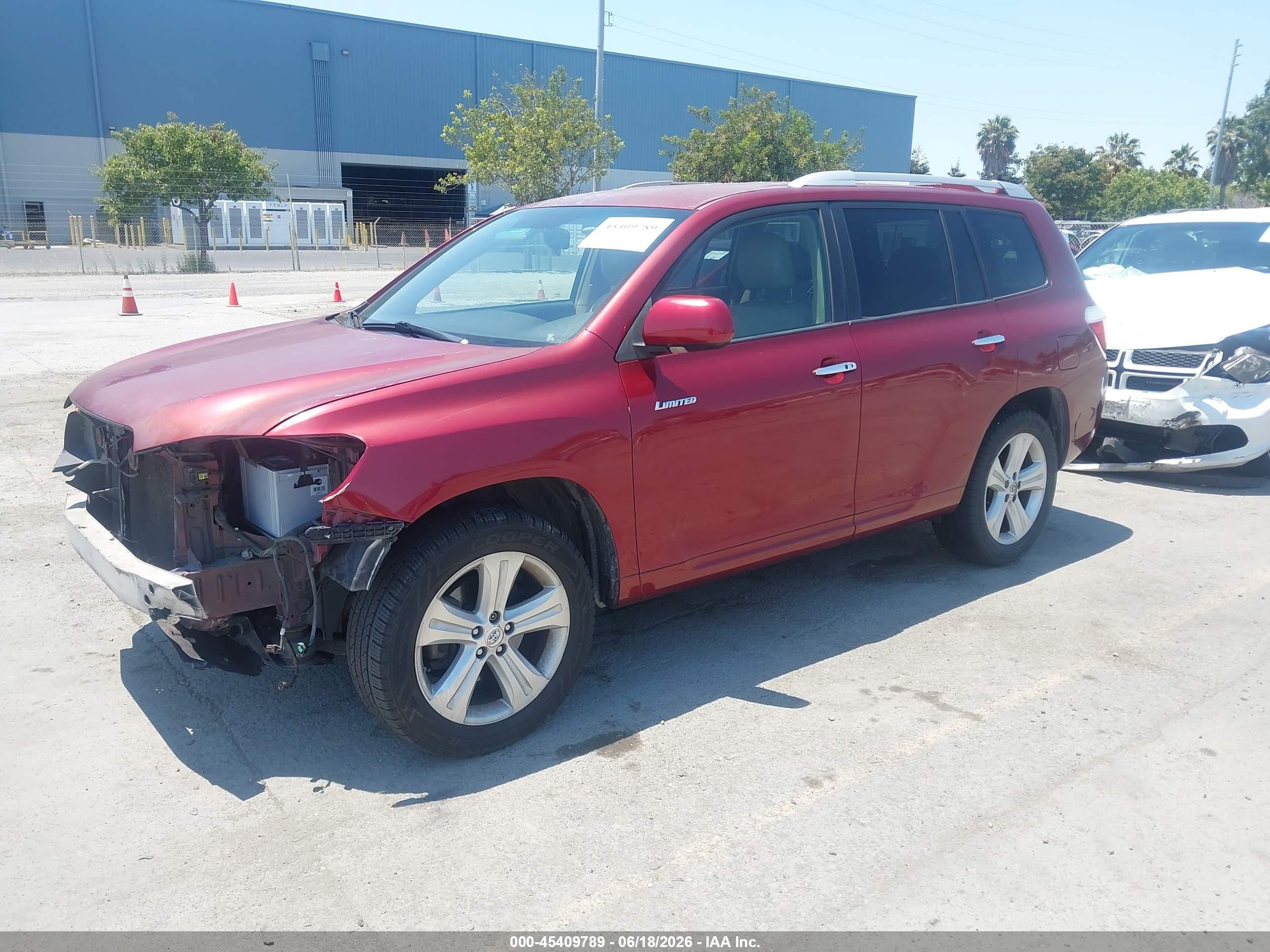 2008 Toyota Highlander Limited Burgundy vin: JTEDS42A582016120