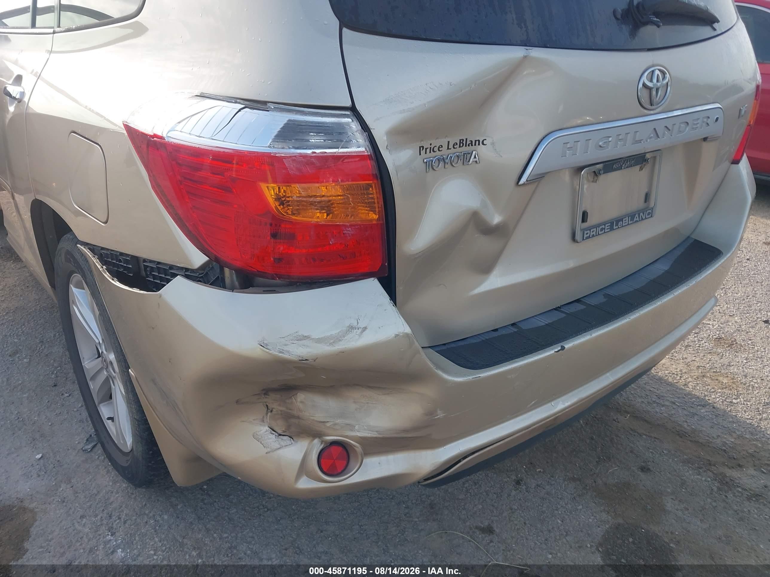 2008 Toyota Highlander Limited Gold vin: JTEDS42A582031264
