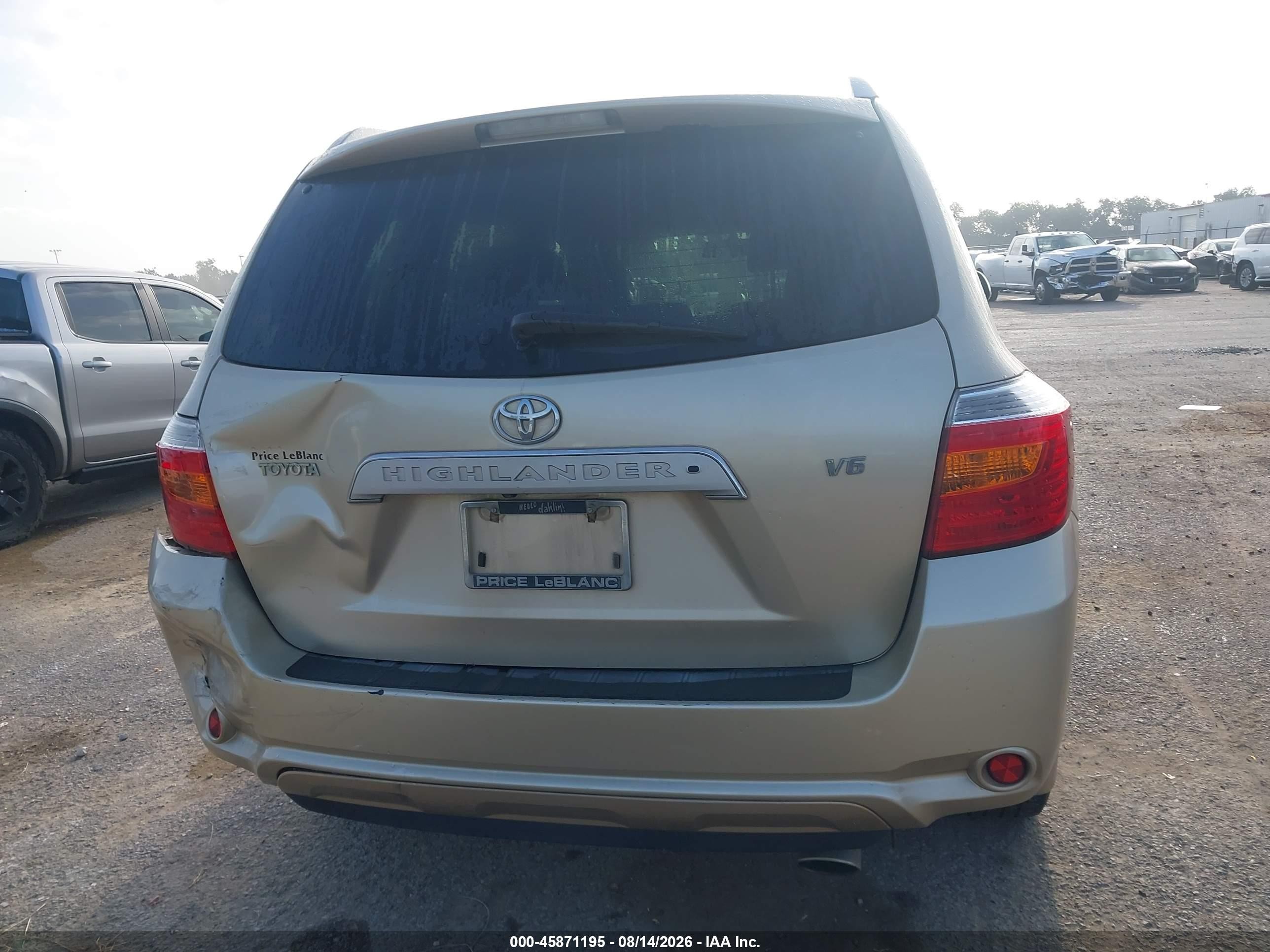 2008 Toyota Highlander Limited Gold vin: JTEDS42A582031264