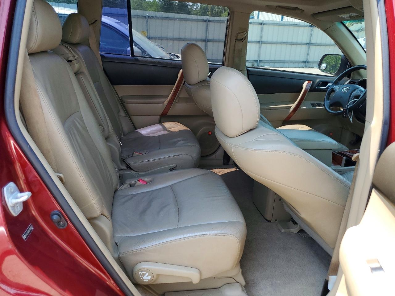 2009 Toyota Highlander Limited Maroon vin: JTEDS42A592092227