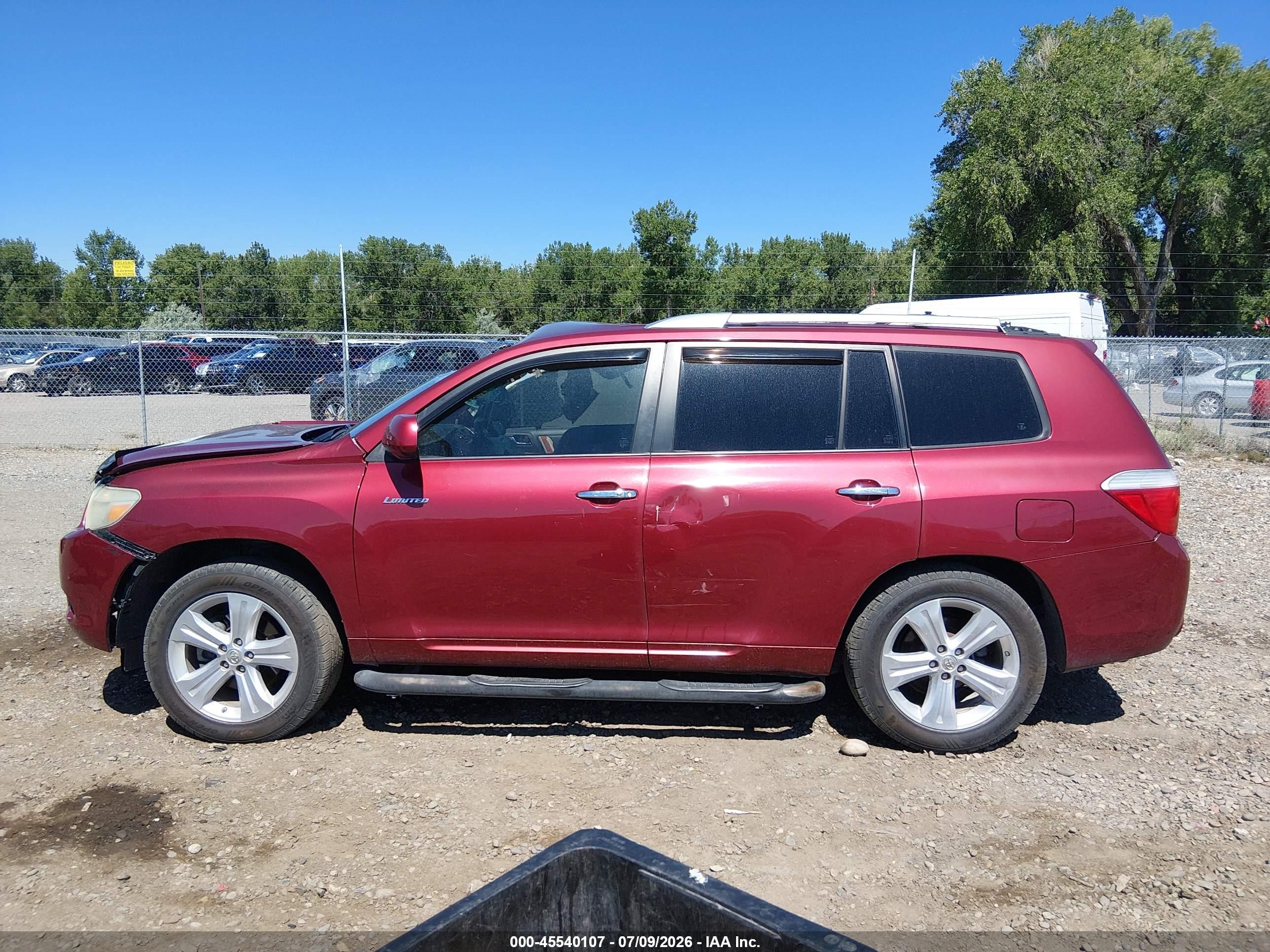 2008 Toyota Highlander Limited Red vin: JTEDS42A782008584