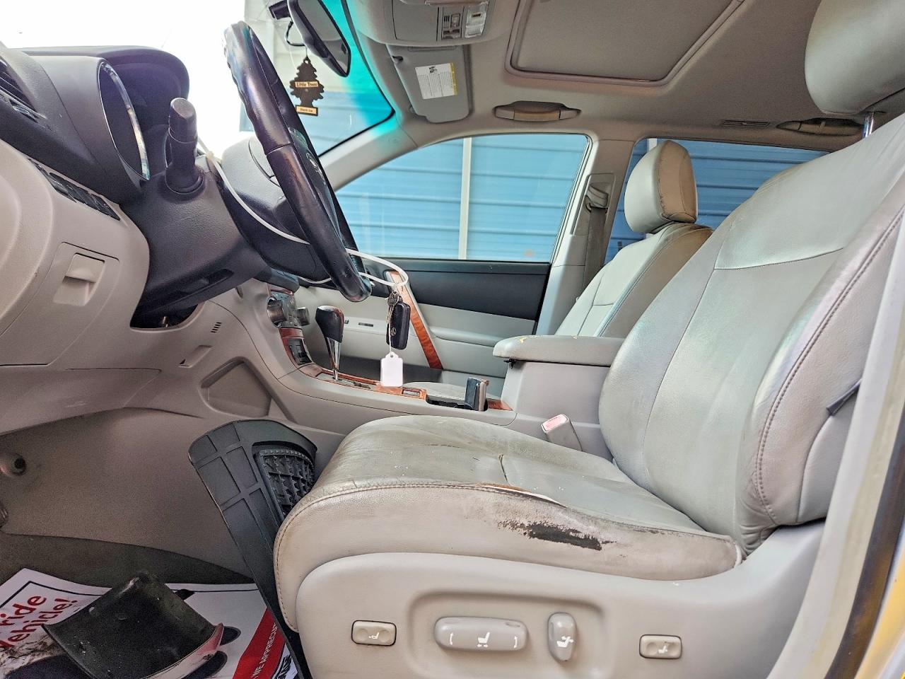 2008 Toyota Highlander Sport Silver vin: JTEDS42A782035624