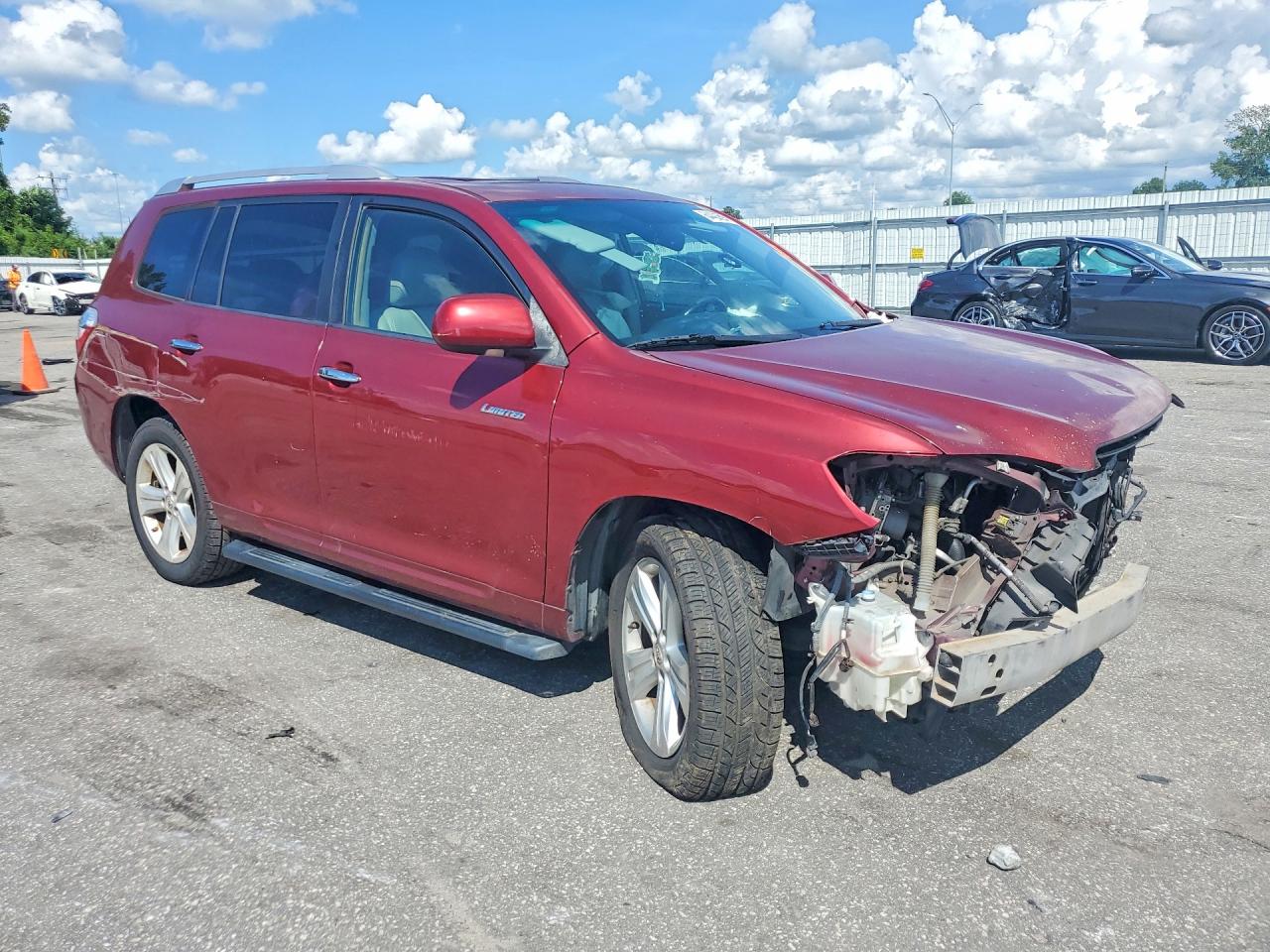 2008 Toyota Highlander Limited Red vin: JTEDS42A782036479