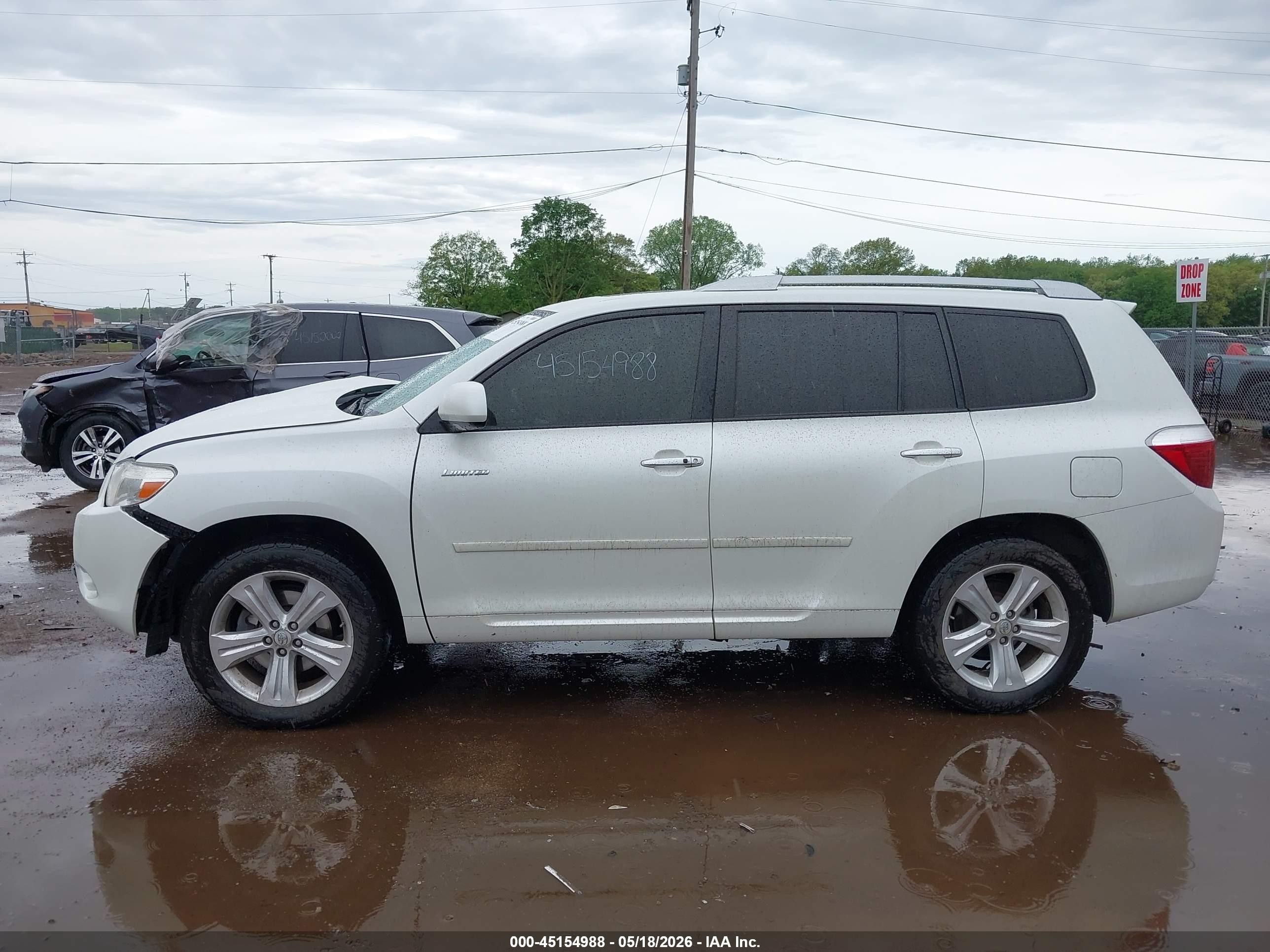 2009 Toyota Highlander Limited White vin: JTEDS42A792073629