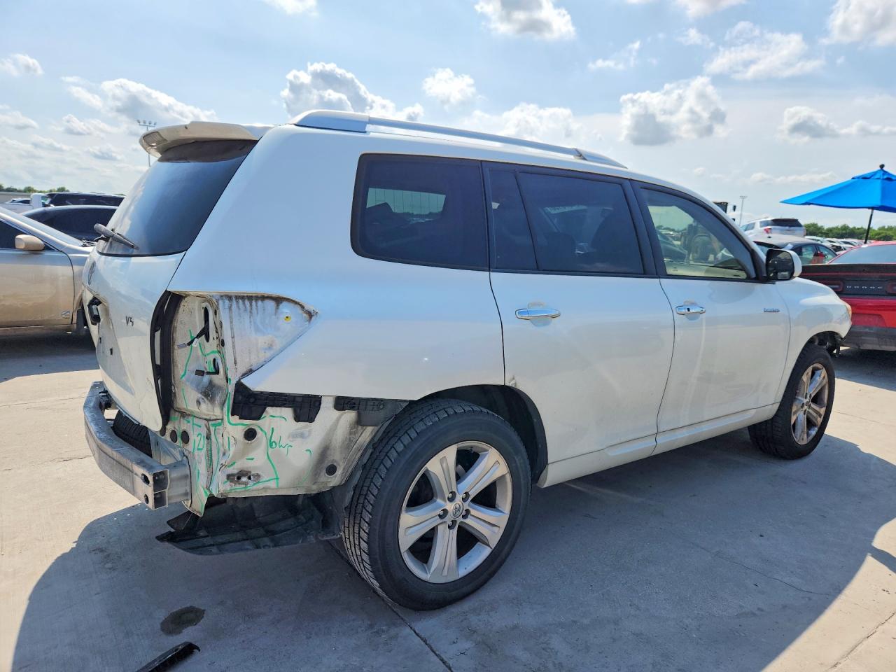 2009 Toyota Highlander Limited White vin: JTEDS42A792091810
