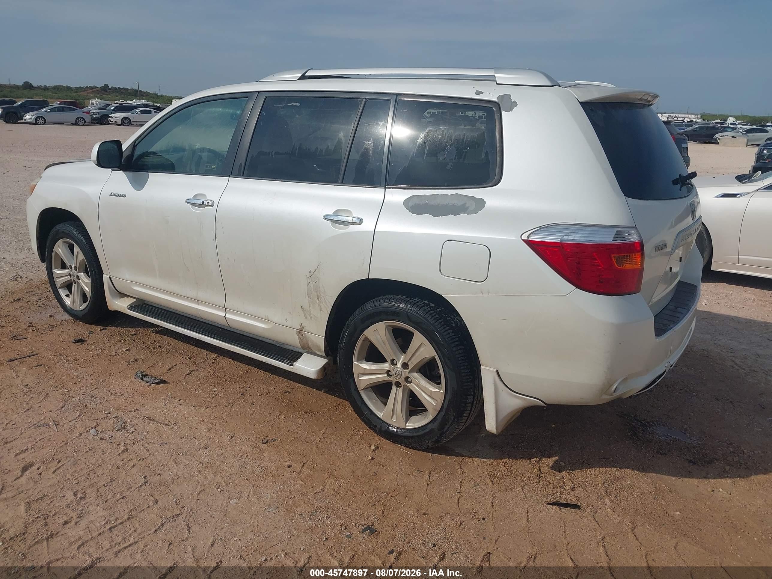 2008 Toyota Highlander Limited White vin: JTEDS42A882047698