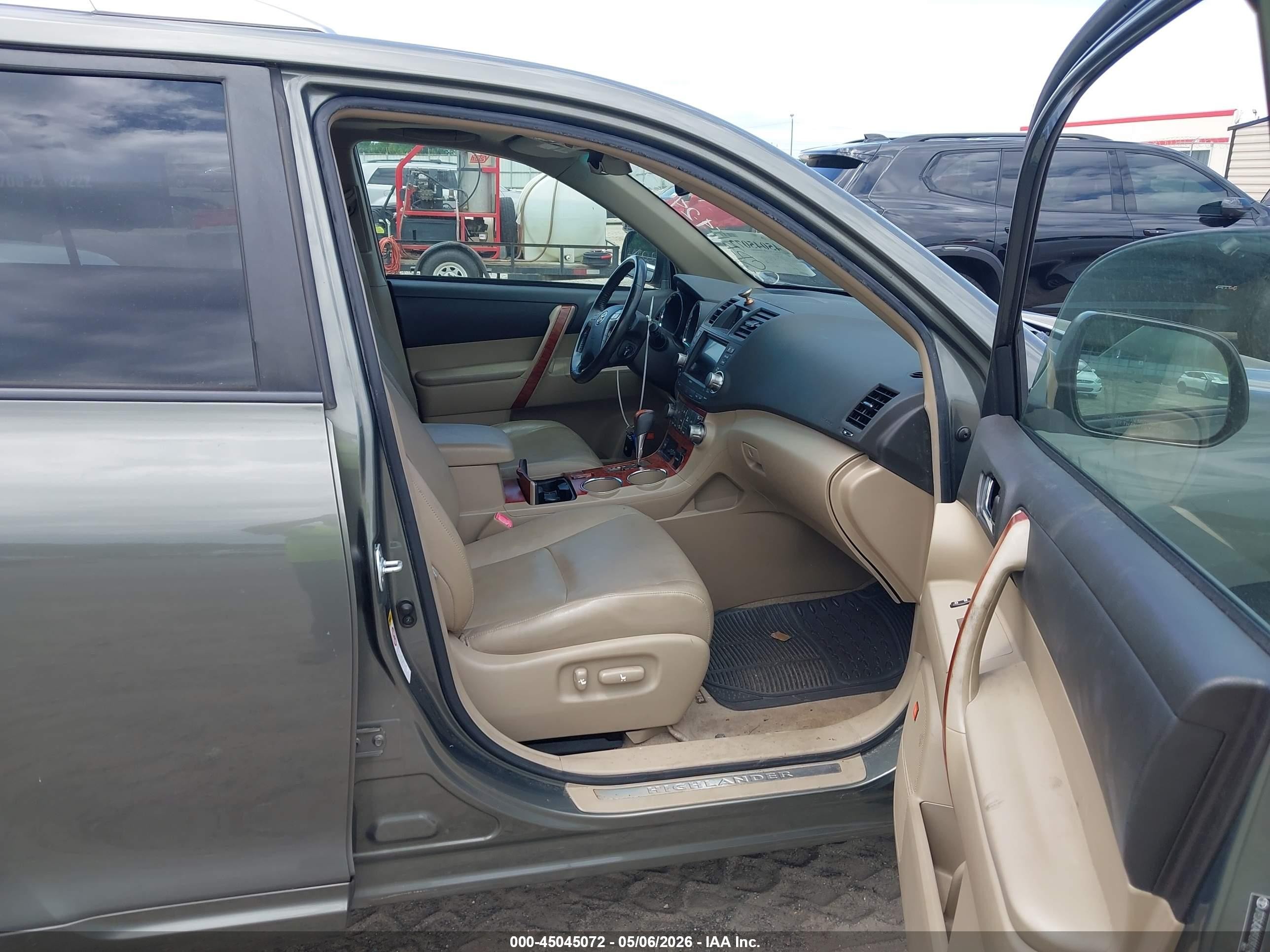 2009 Toyota Highlander Limited Green vin: JTEDS42A892092190