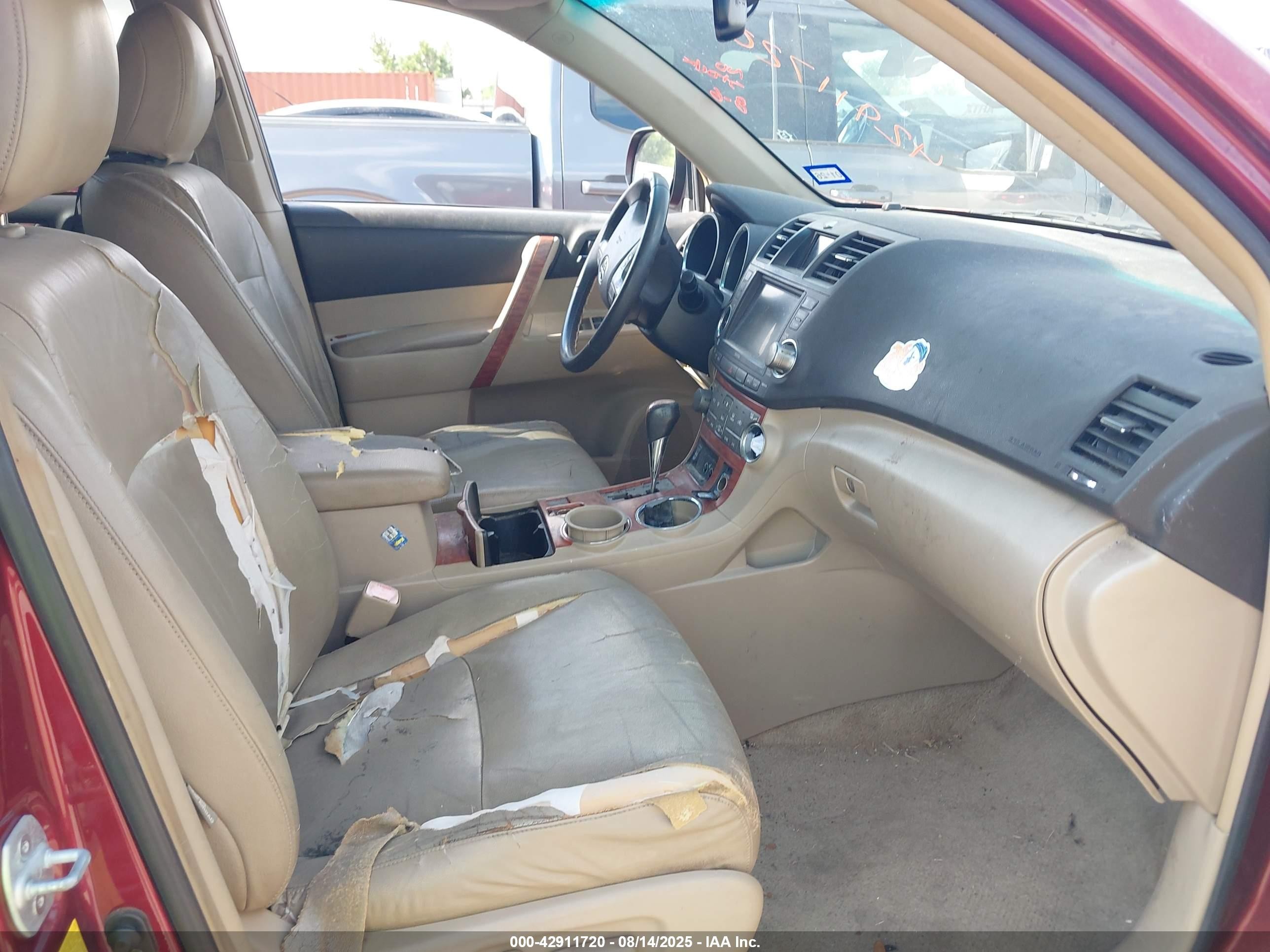 2008 Toyota Highlander Limited Темно-бордовый vin: JTEDS42AX82007283