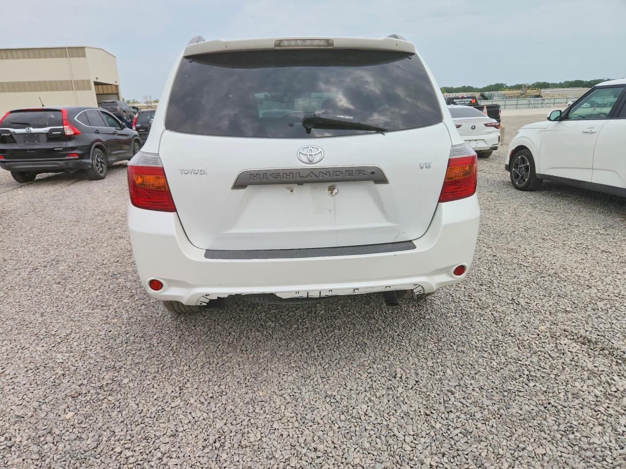 2009 Toyota Highlander Sport White vin: JTEDS43A092074006