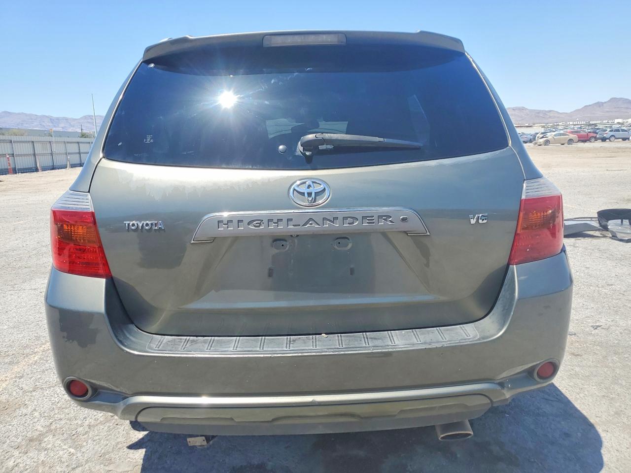 2008 Toyota Highlander Sport Gray vin: JTEDS43A182001810
