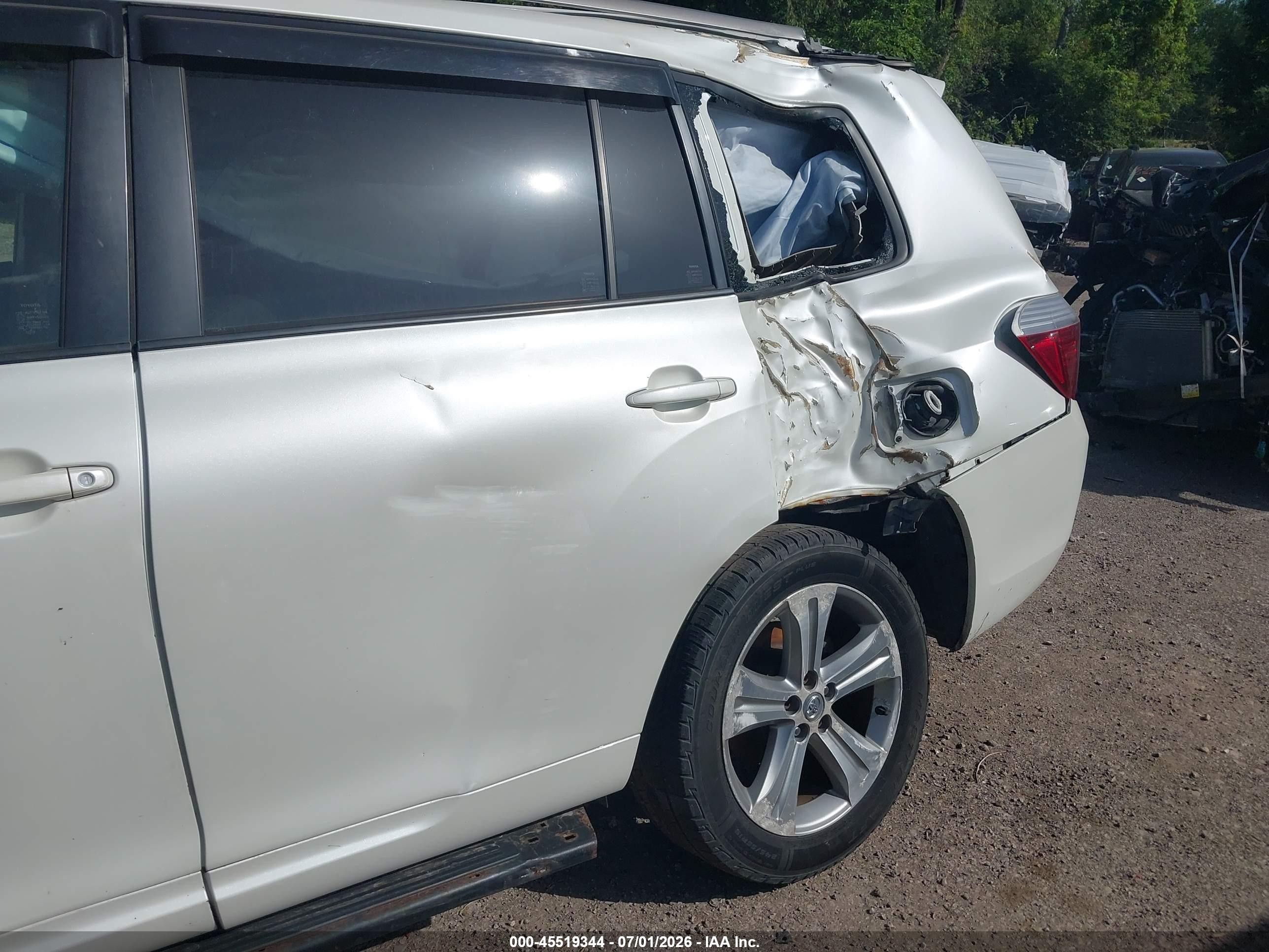 2008 Toyota Highlander Sport White vin: JTEDS43A182005310