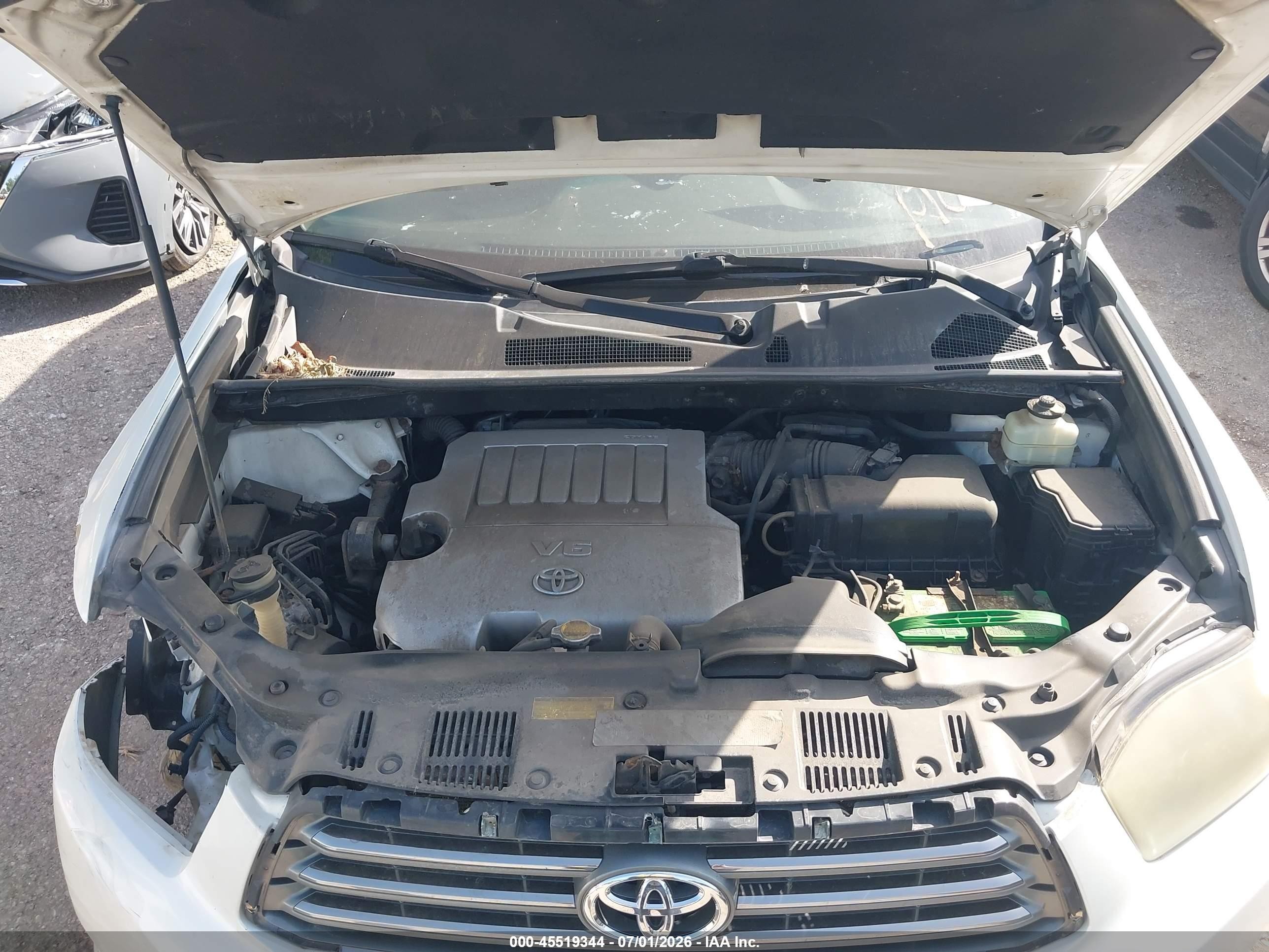 2008 Toyota Highlander Sport White vin: JTEDS43A182005310