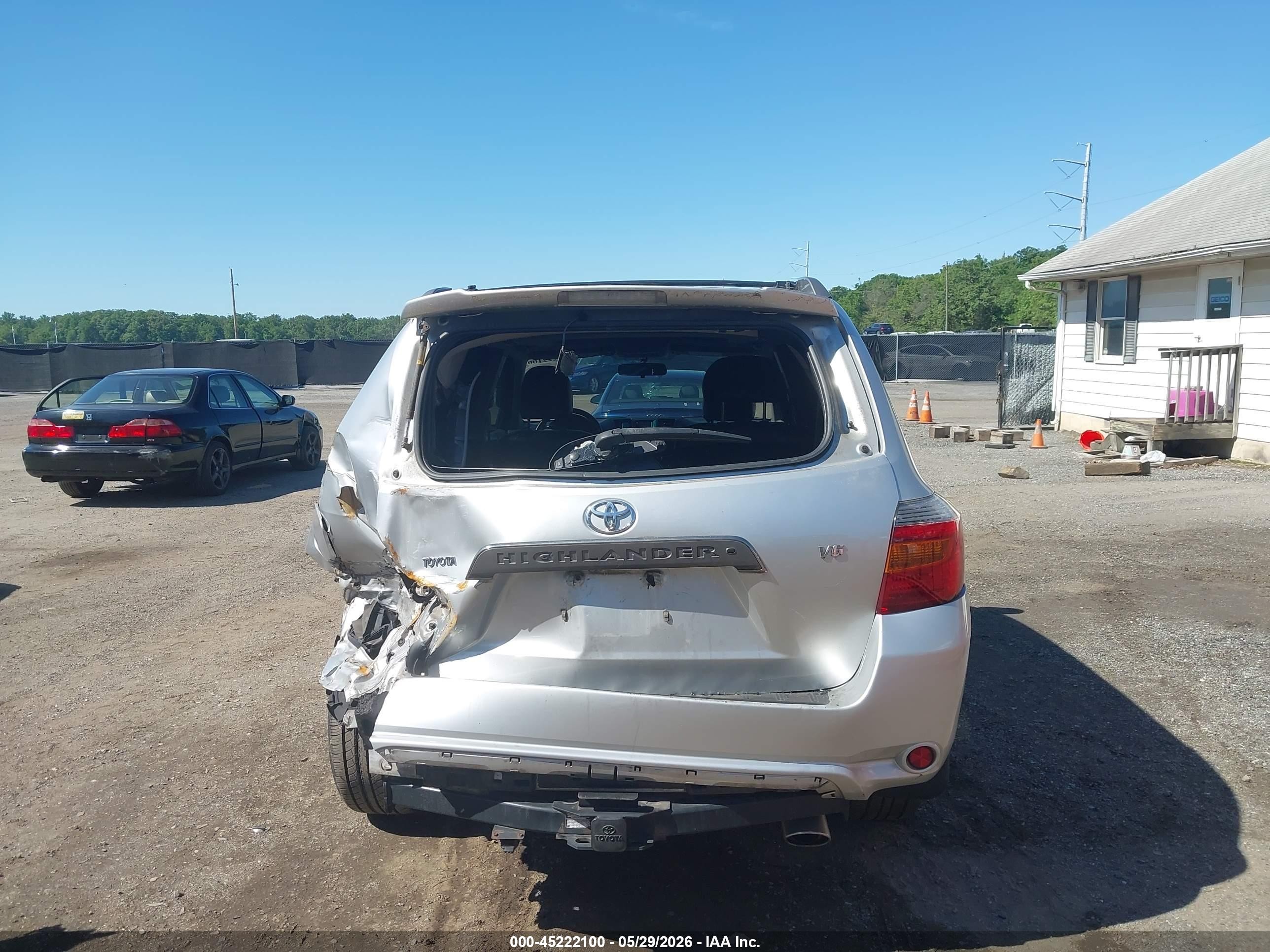 2008 Toyota Highlander Sport Silver vin: JTEDS43A182020096