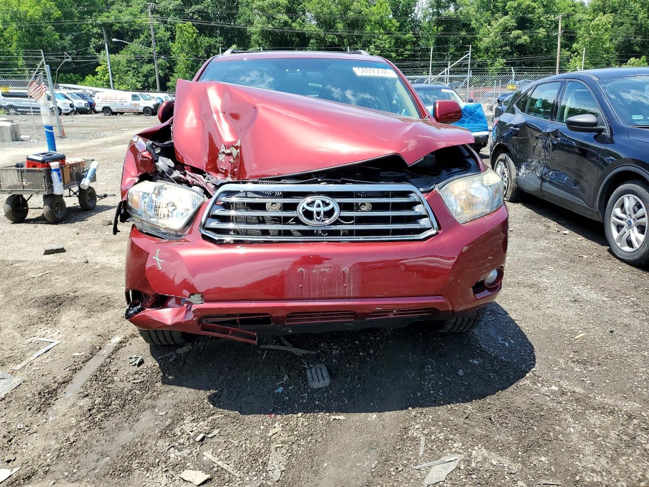 2009 Toyota Highlander Sport Red vin: JTEDS43A192088383