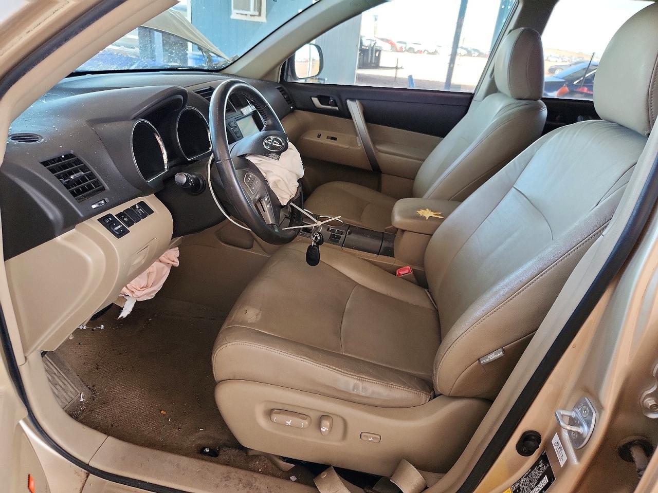 2008 Toyota Highlander Sport Beige vin: JTEDS43A282056086