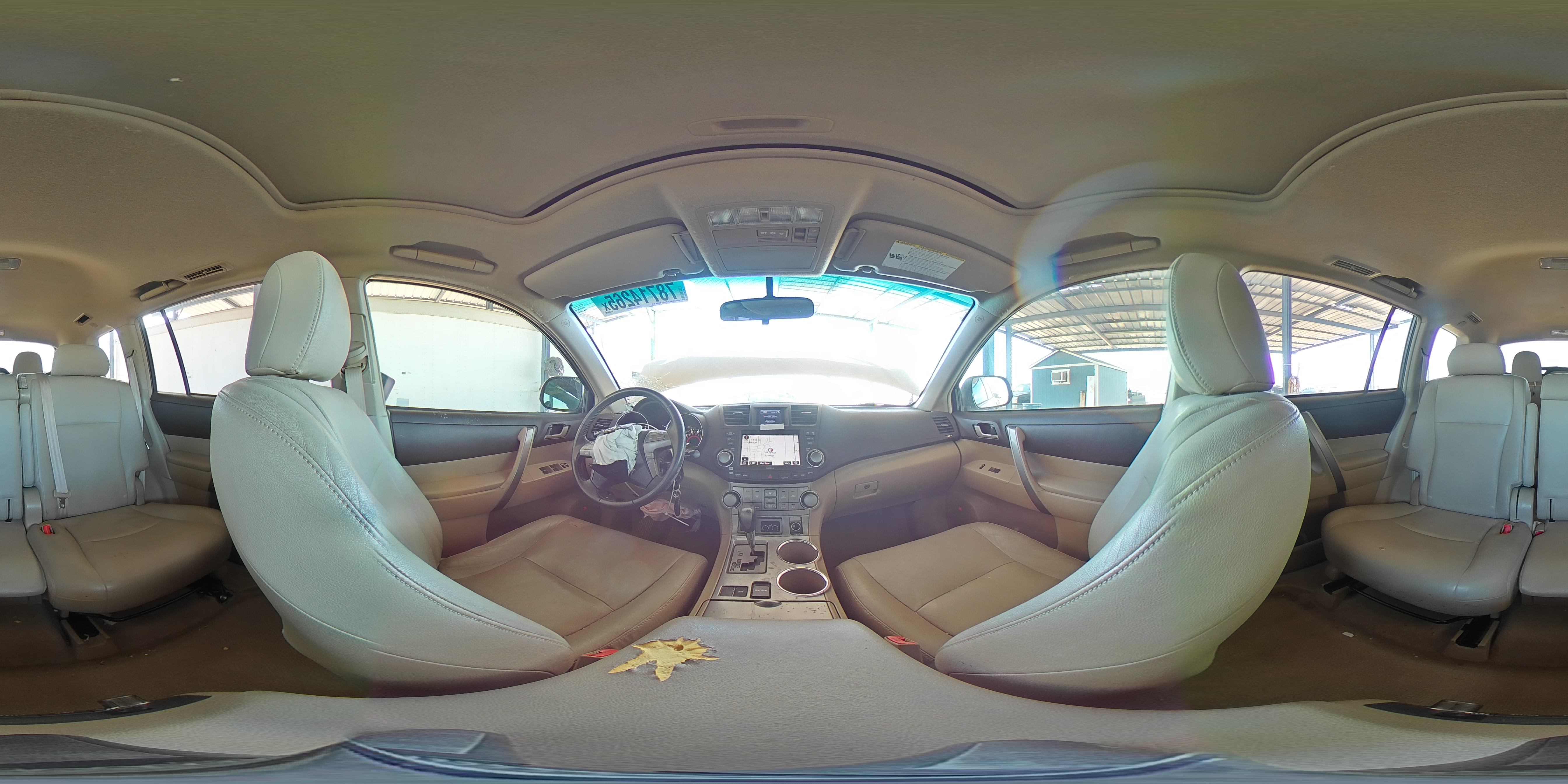 2008 Toyota Highlander Sport Beige vin: JTEDS43A282056086