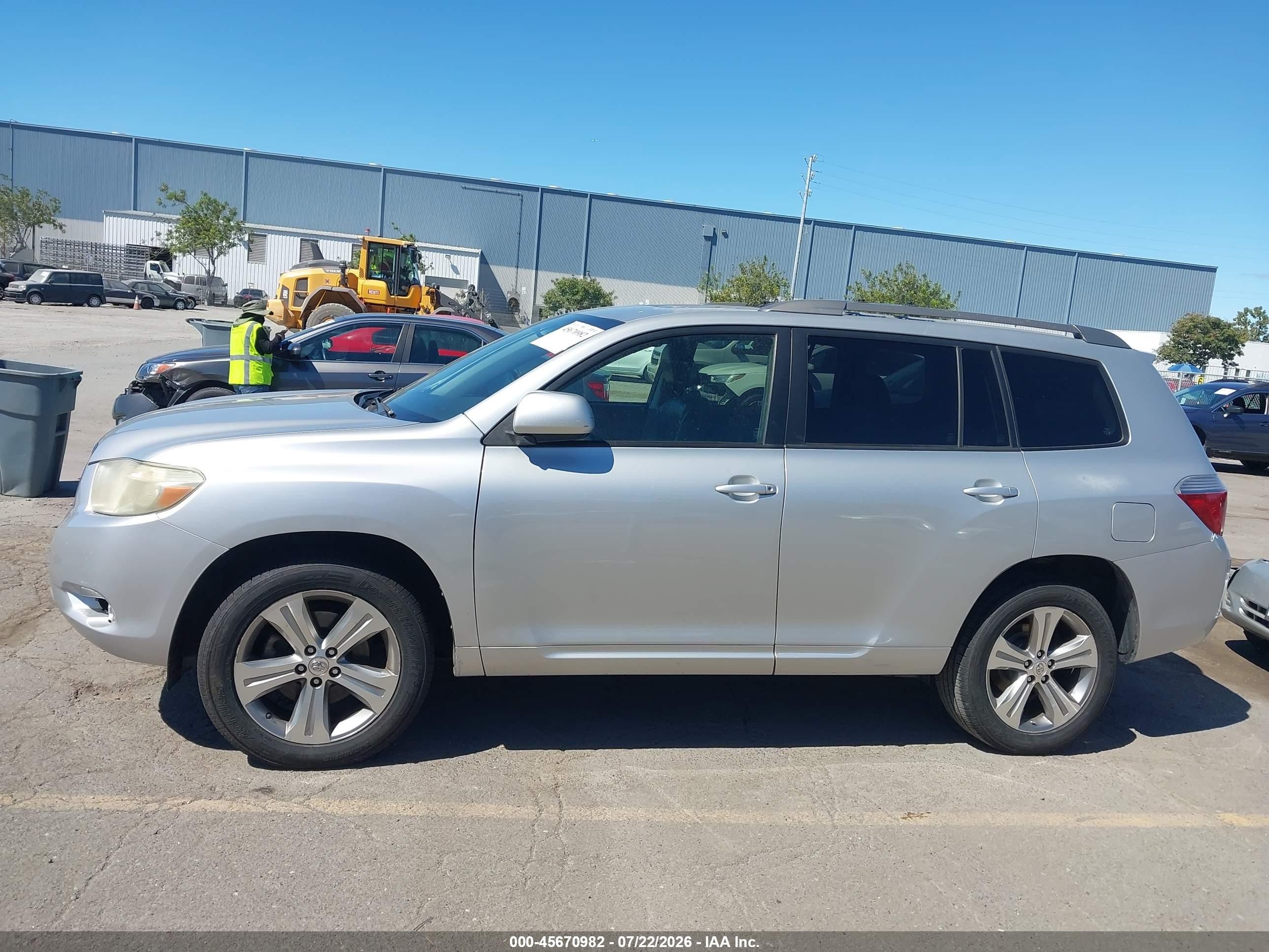 2009 Toyota Highlander Sport Silver vin: JTEDS43A592076494