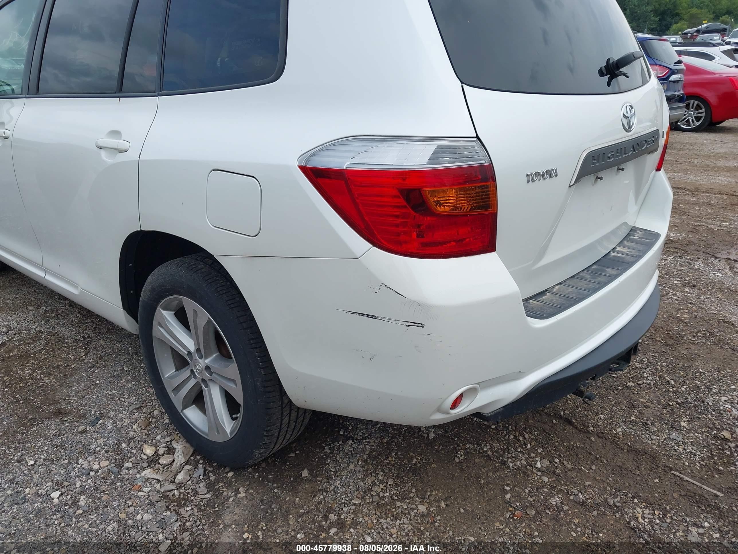 2008 Toyota Highlander Sport White vin: JTEDS43A782006753