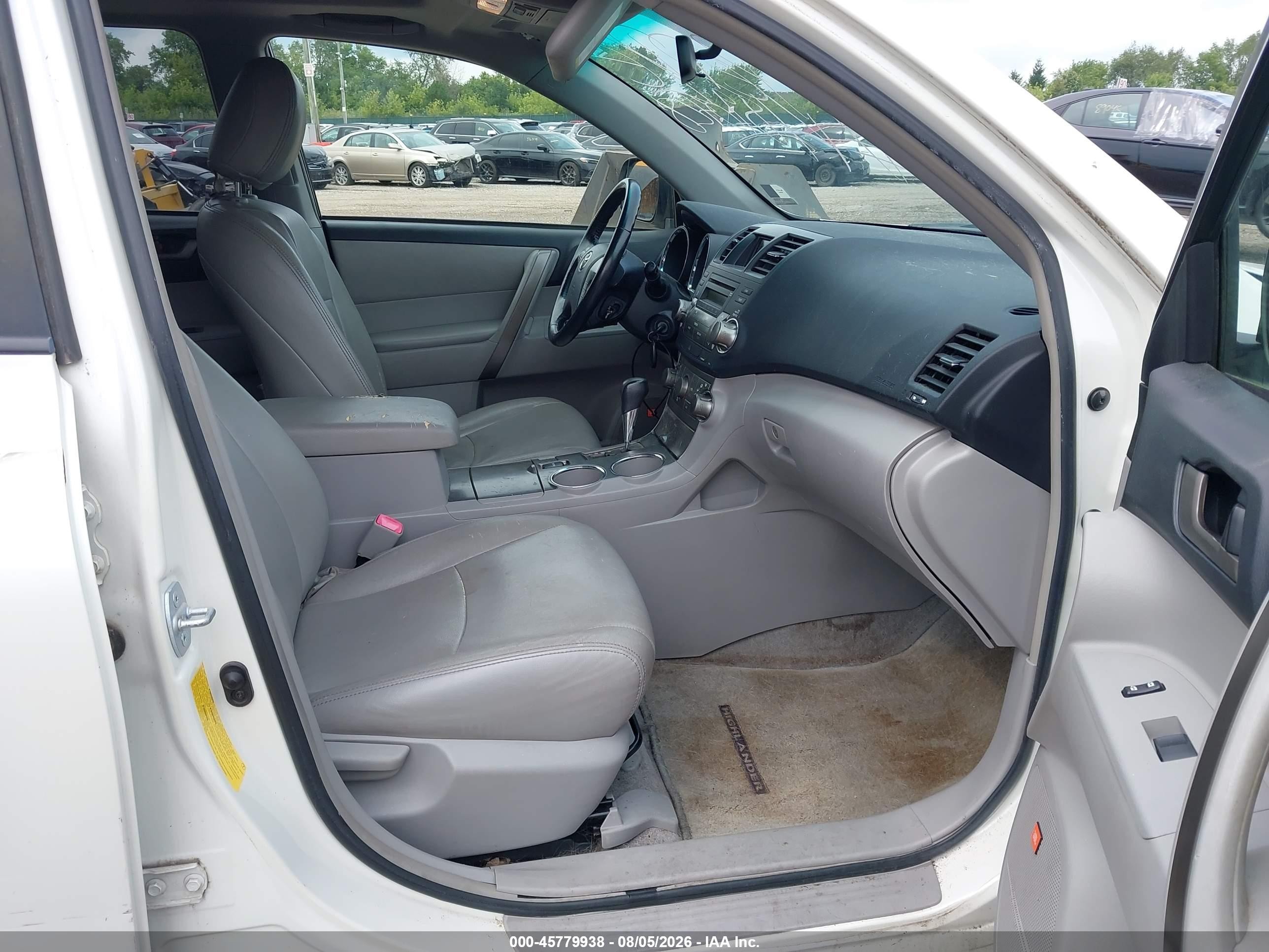 2008 Toyota Highlander Sport White vin: JTEDS43A782006753
