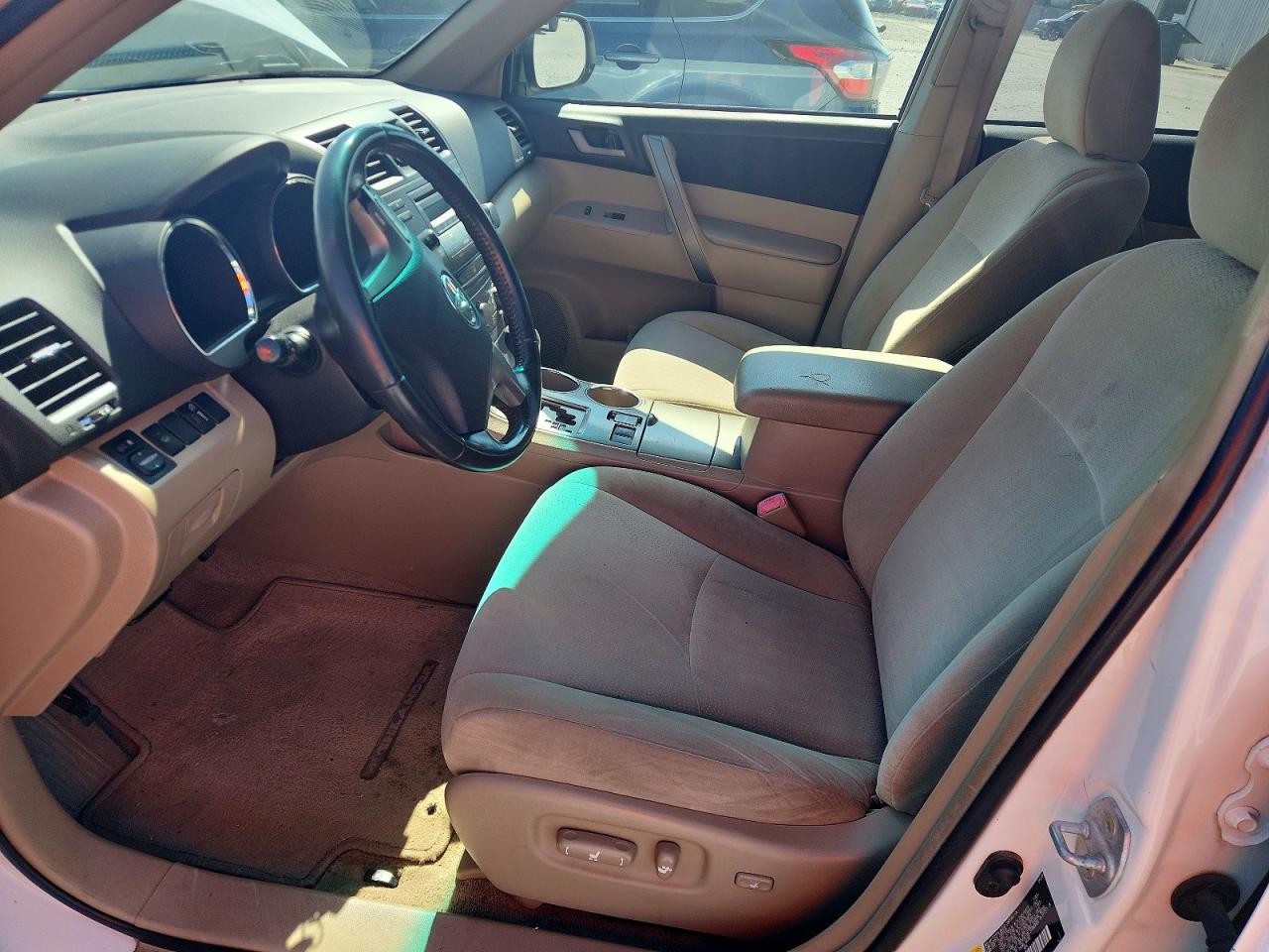 2008 Toyota Highlander Sport White vin: JTEDS43A782053779