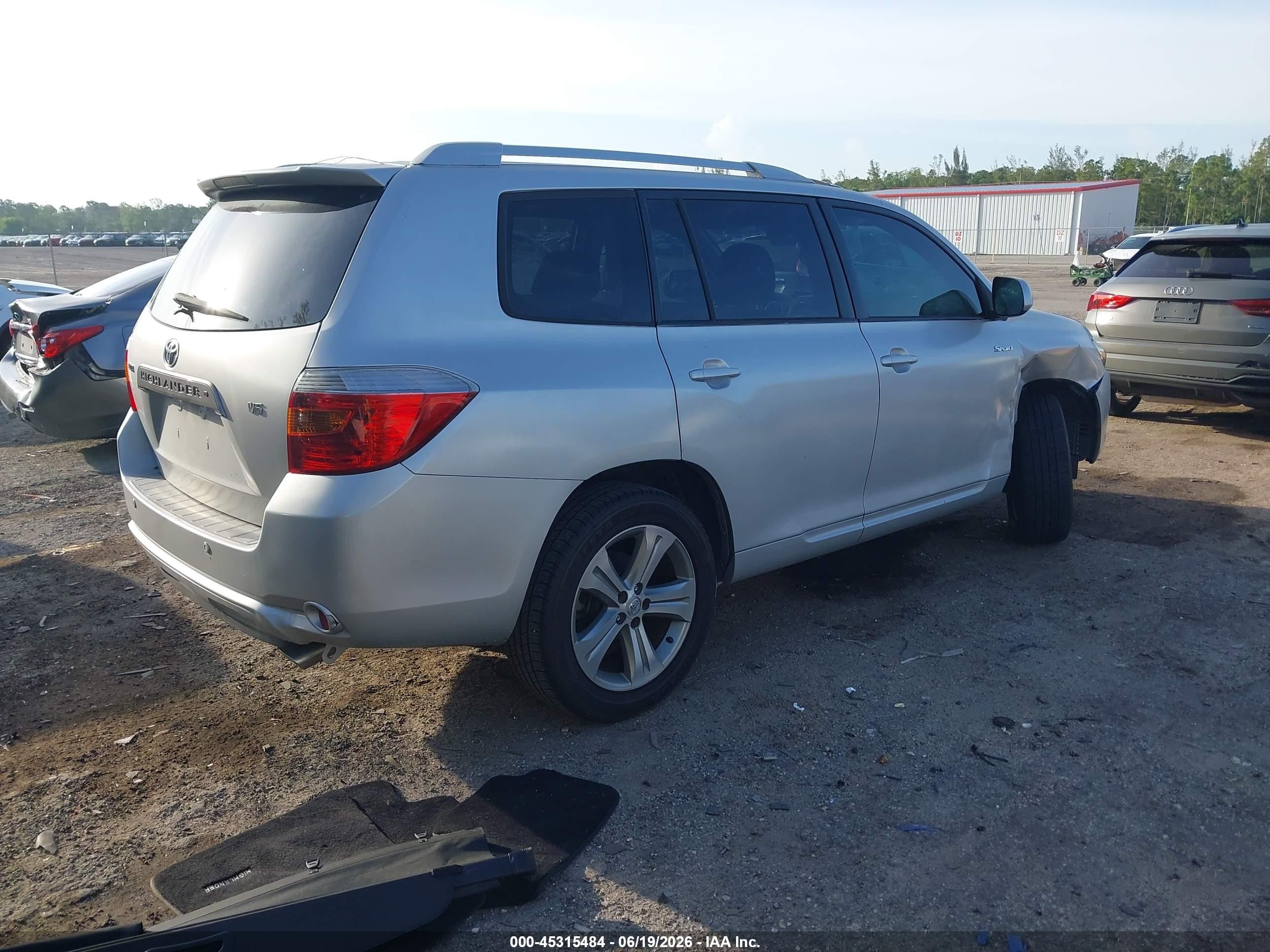 2008 Toyota Highlander Sport Silver vin: JTEDS43A882049773