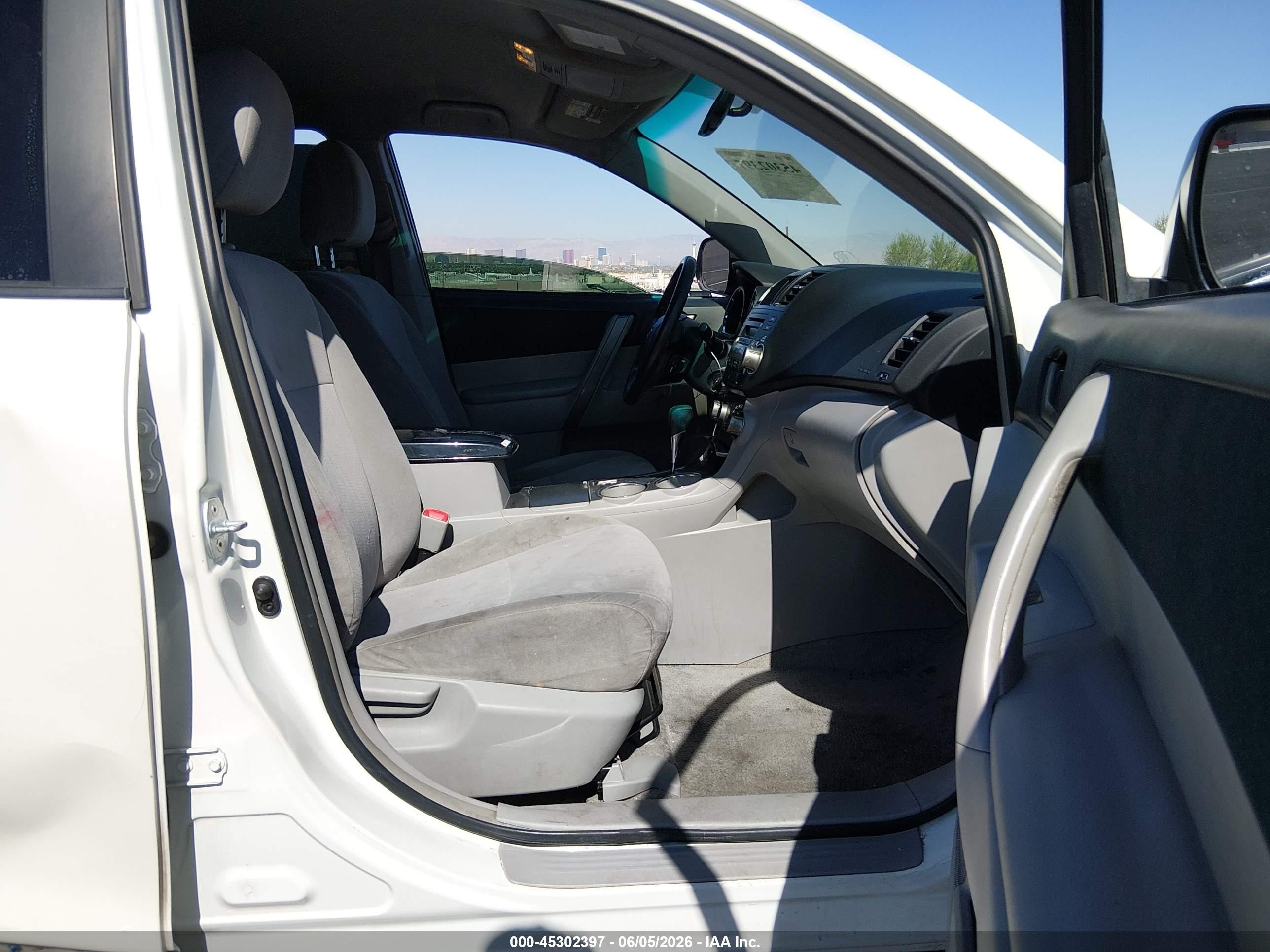 2008 Toyota Highlander Sport Белый vin: JTEDS43A882057534