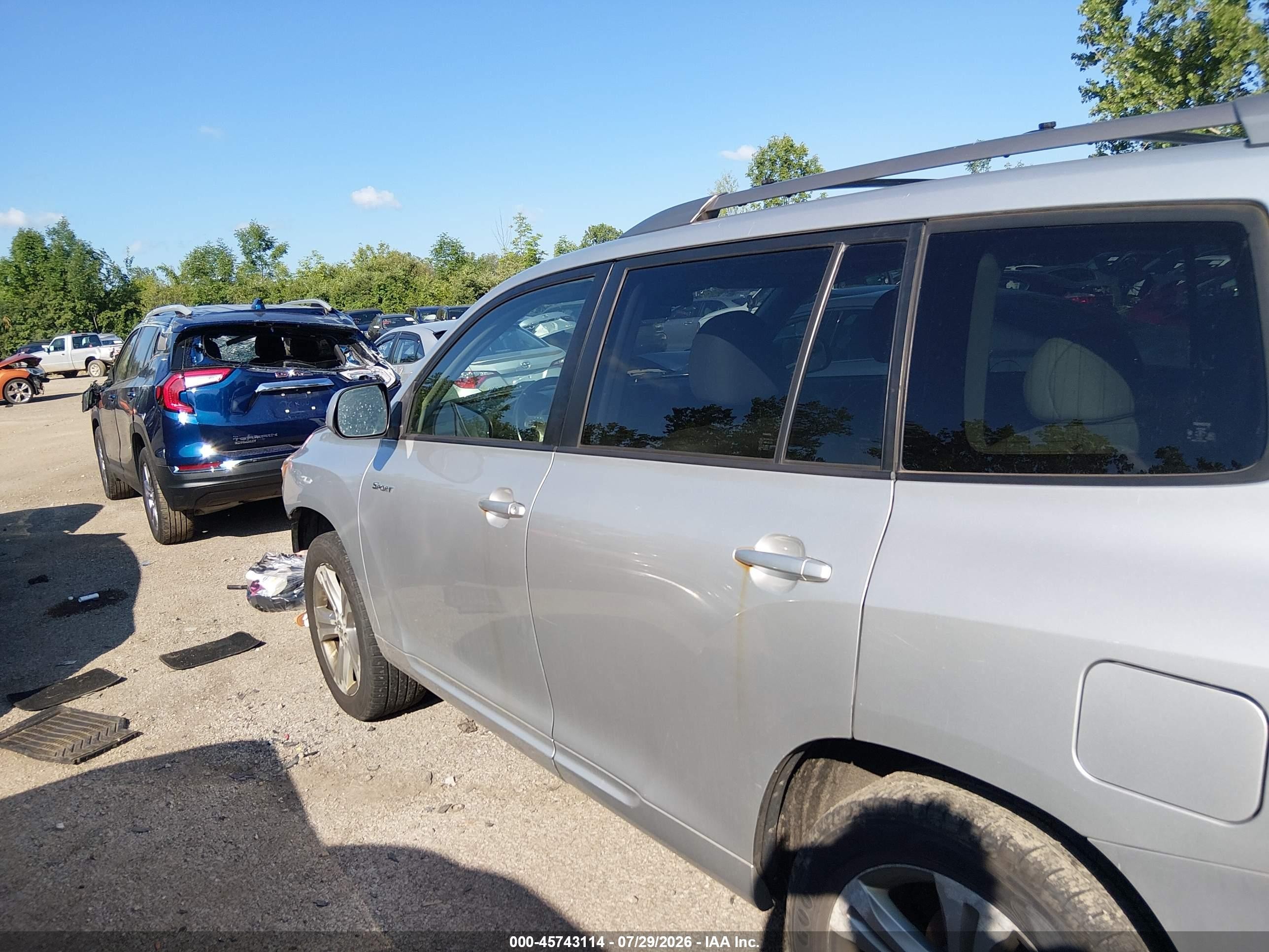 2009 Toyota Highlander Sport Silver vin: JTEDS43A992073713