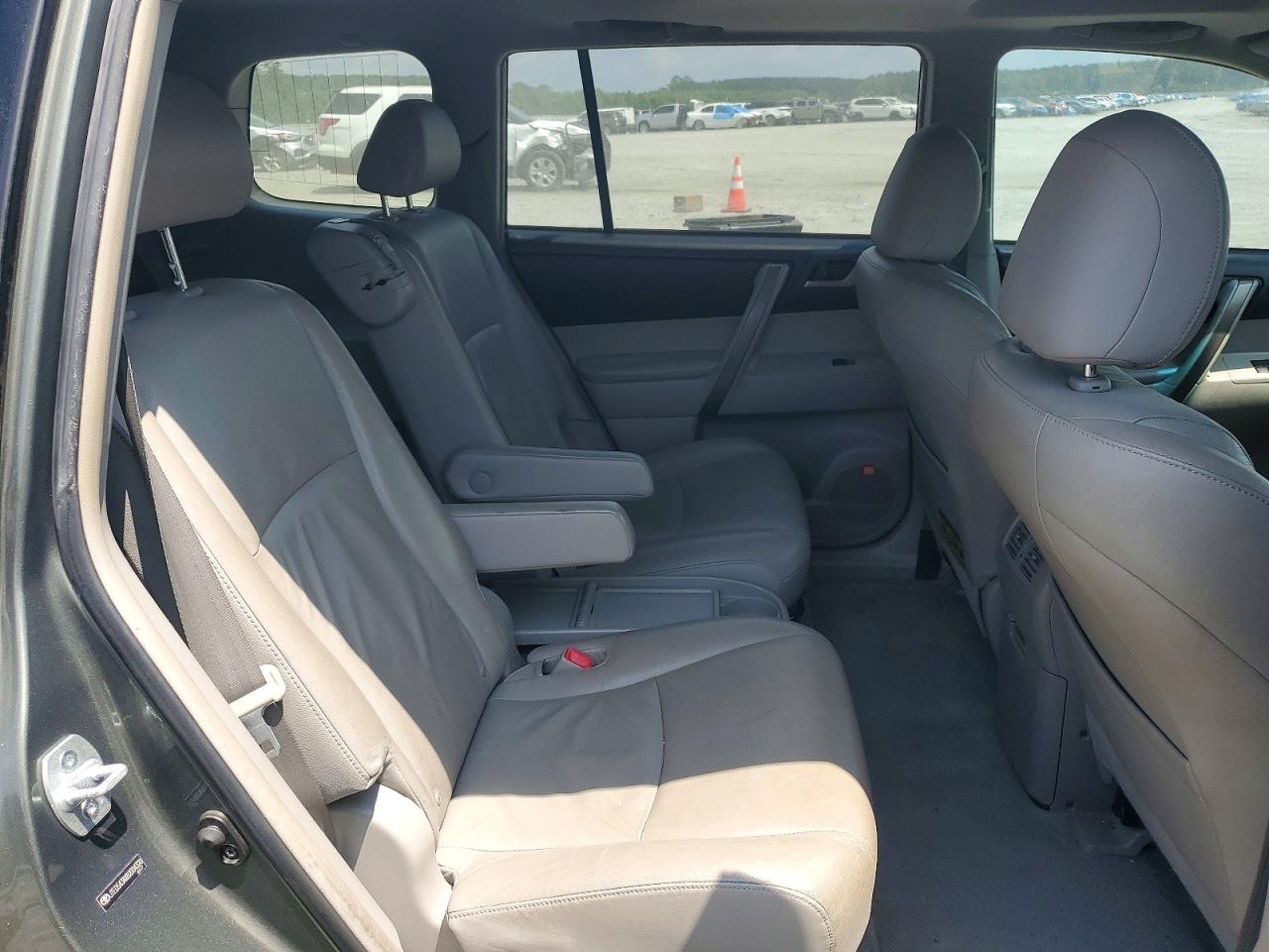 2008 Toyota Highlander Sport Green vin: JTEDS43AX82004320