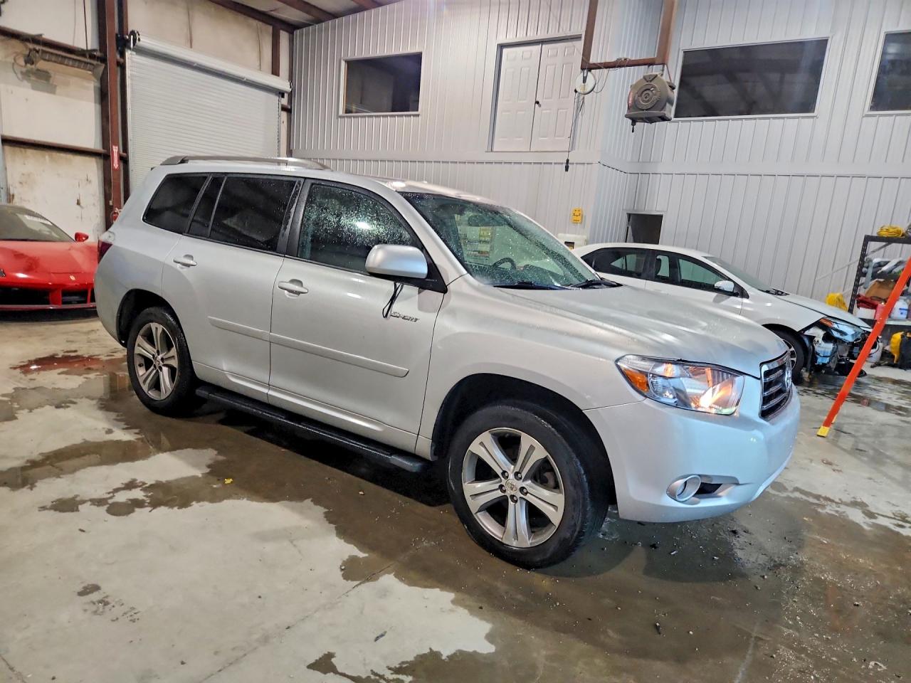 2008 Toyota Highlander Sport Silver vin: JTEDS43AX82010389