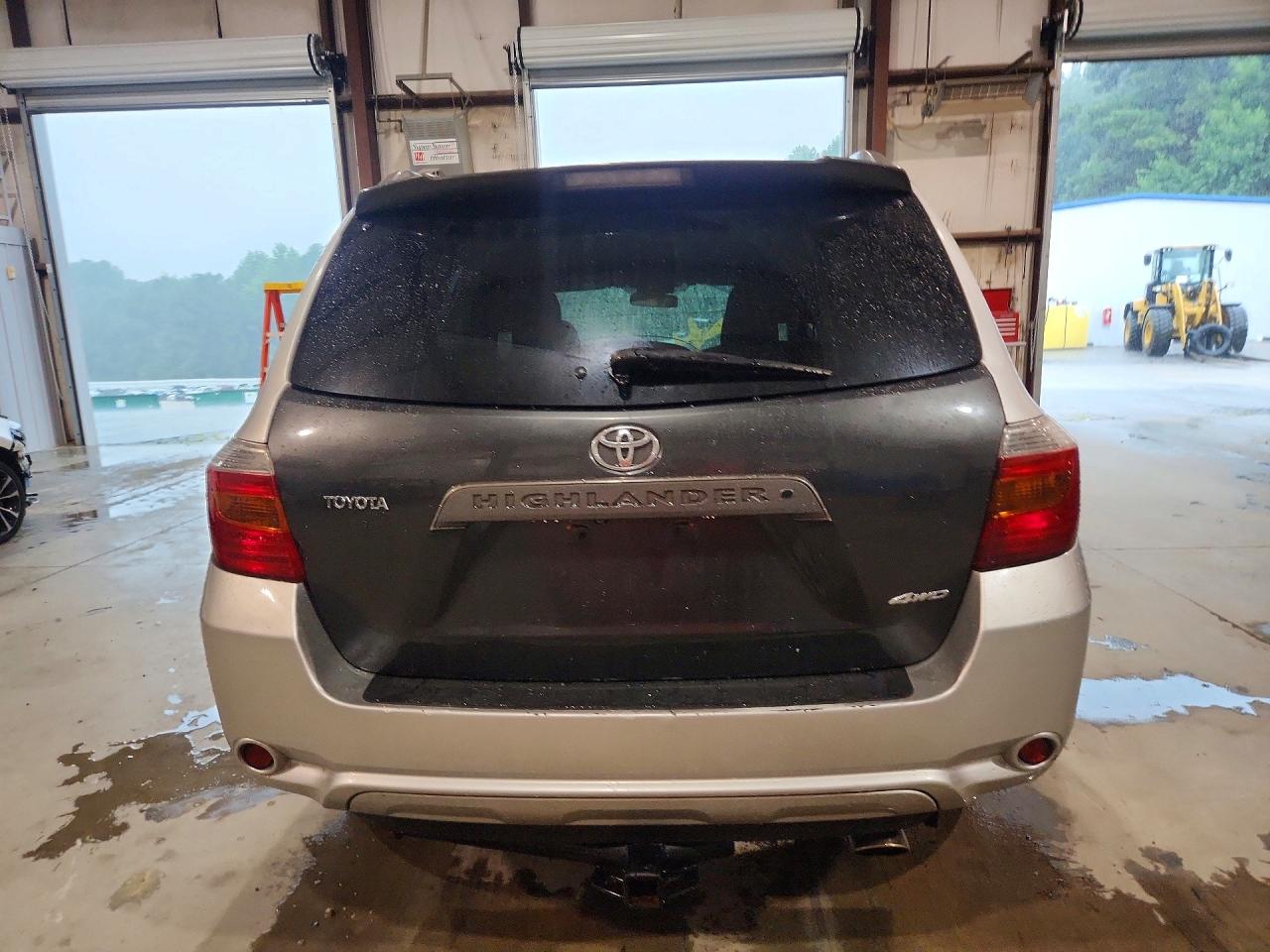 2008 Toyota Highlander Sport Silver vin: JTEDS43AX82010389