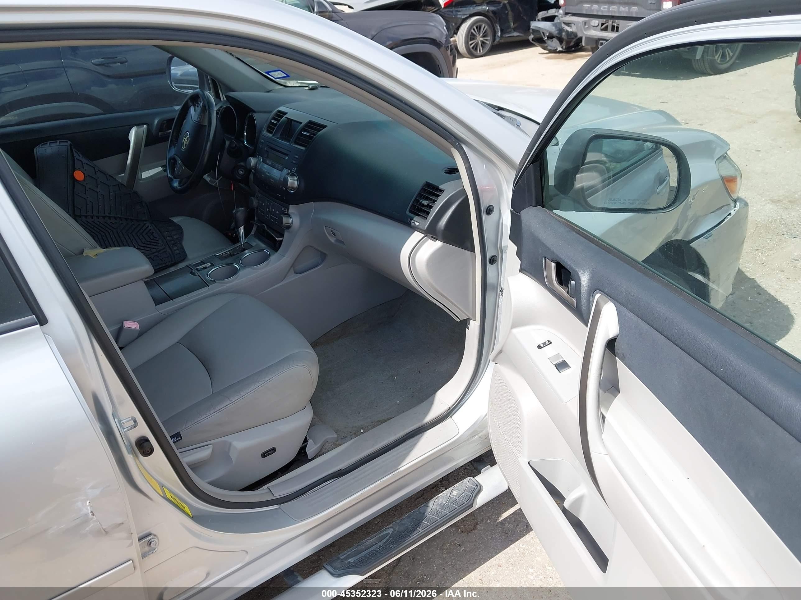 2008 Toyota Highlander Sport Gray vin: JTEDS43AX82054148