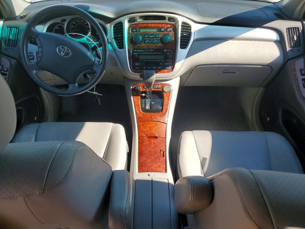 2006 Toyota Highlander Hybrid Gold vin: JTEDW21A160009135