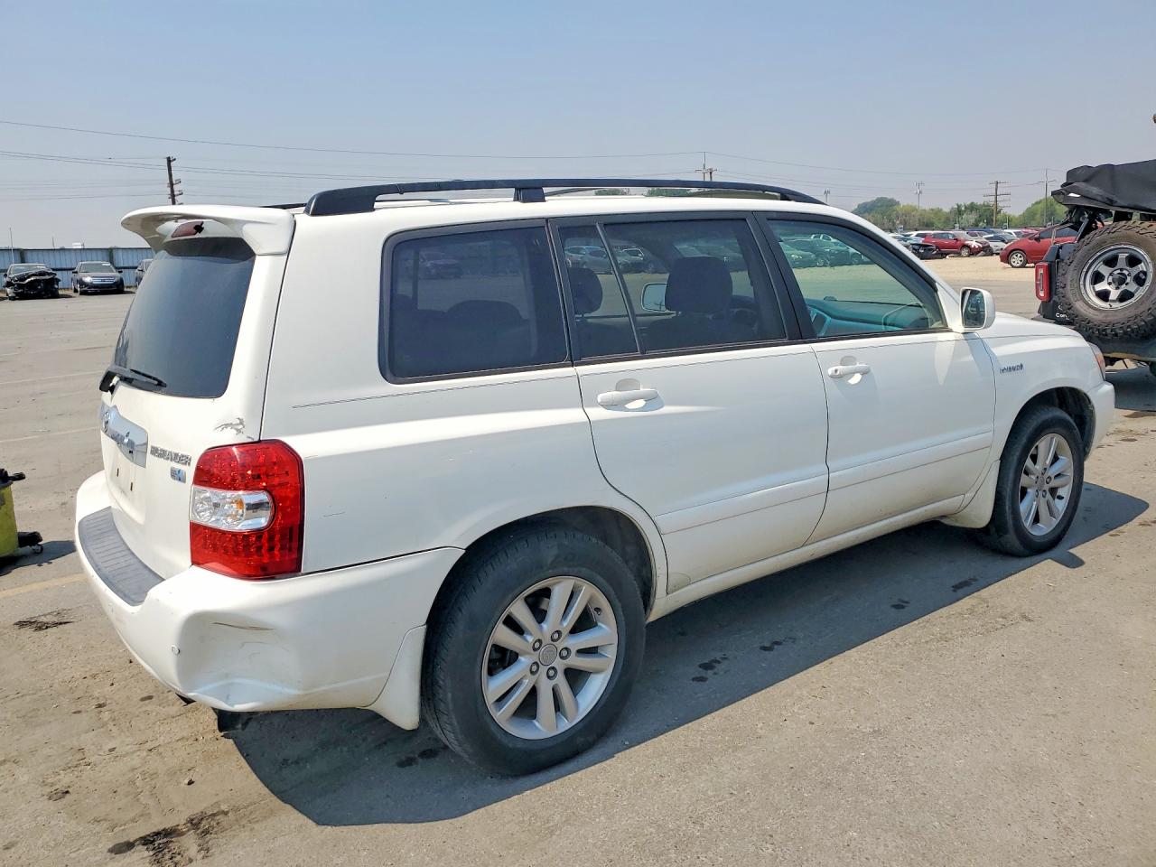 2006 Toyota Highlander Hybrid White vin: JTEDW21A160010852