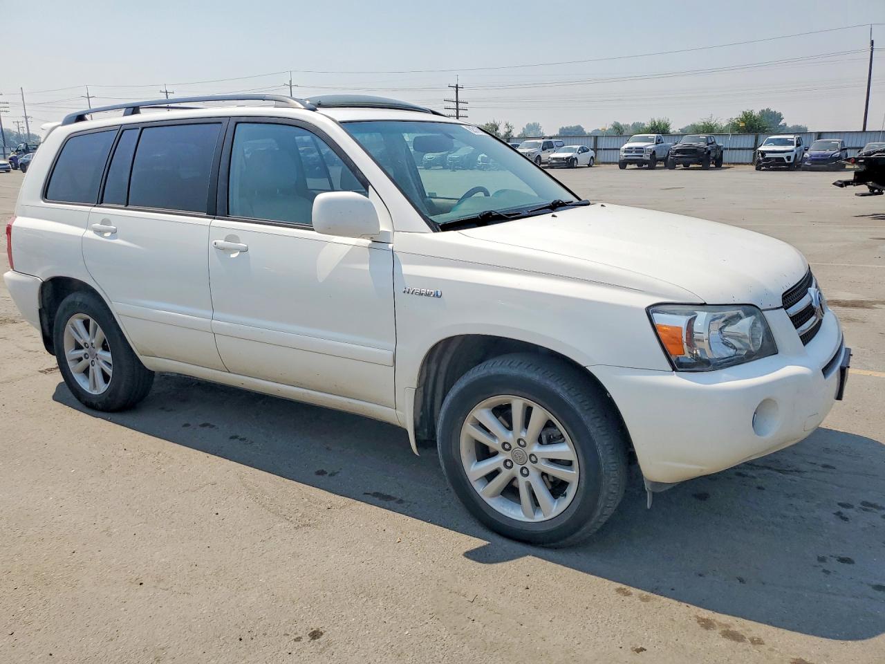 2006 Toyota Highlander Hybrid White vin: JTEDW21A160010852