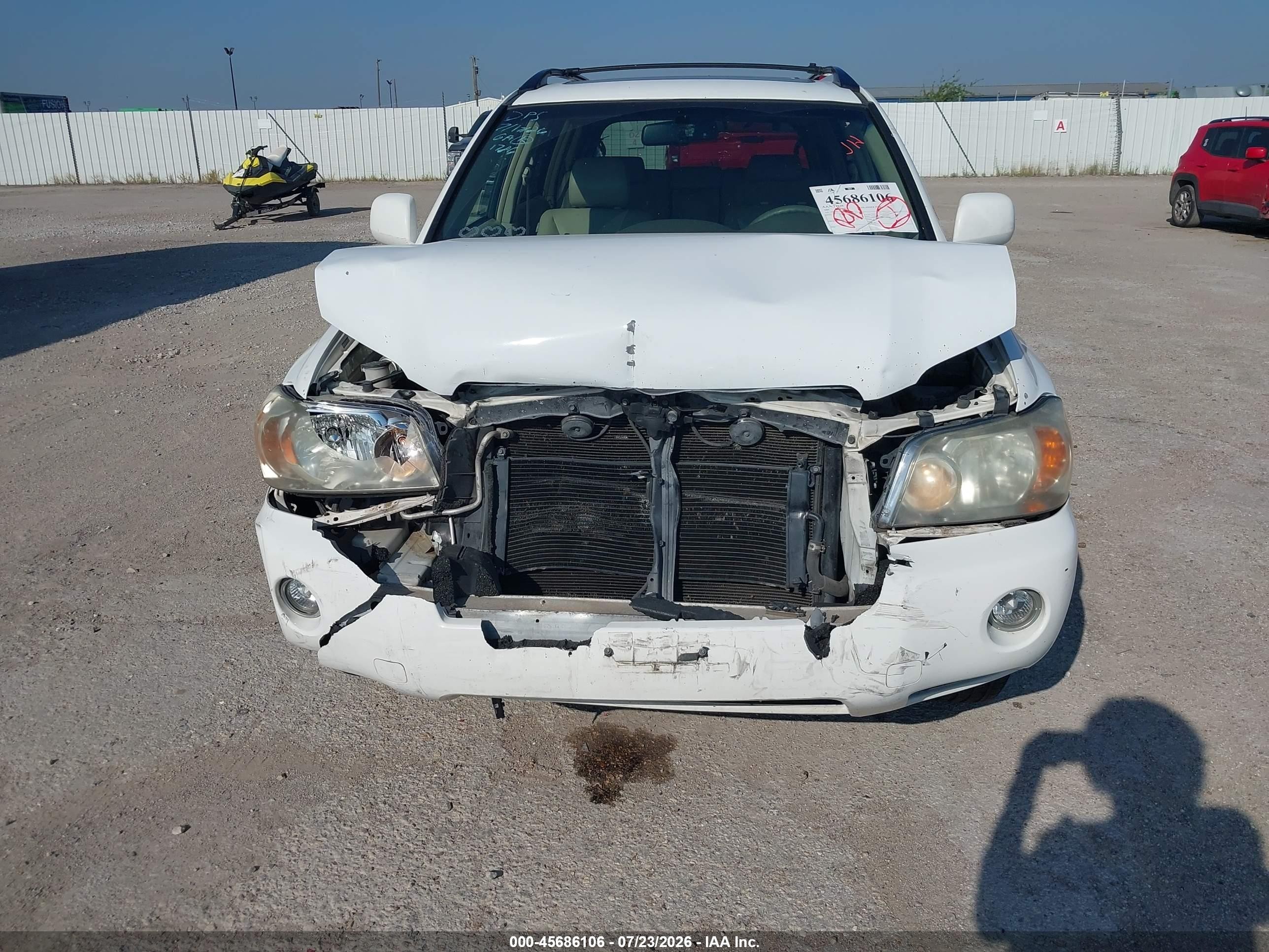 2007 Toyota Highlander Hybrid Limited W/3rd Row White vin: JTEDW21A170021786
