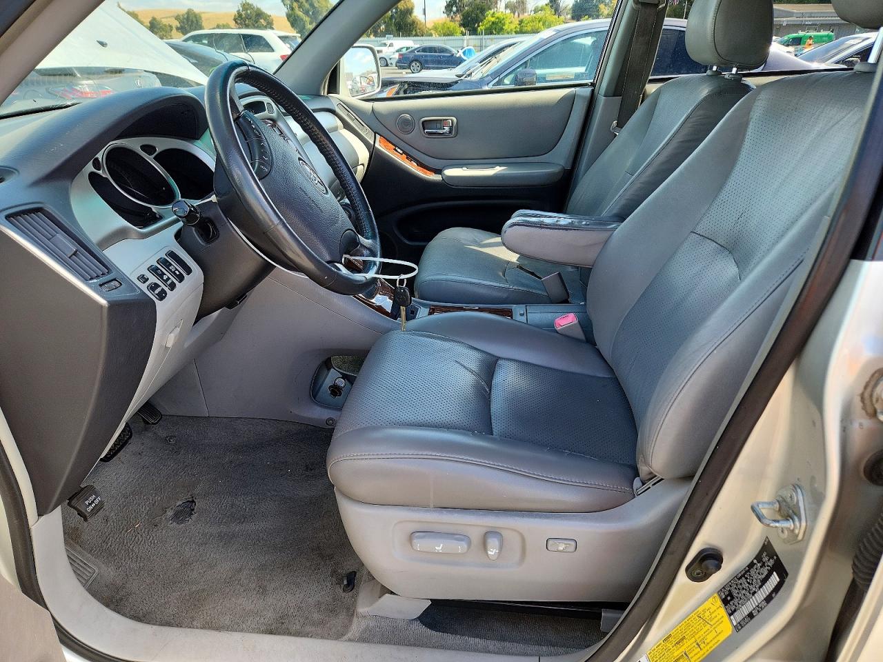 2006 Toyota Highlander Hybrid Silver vin: JTEDW21A360015888