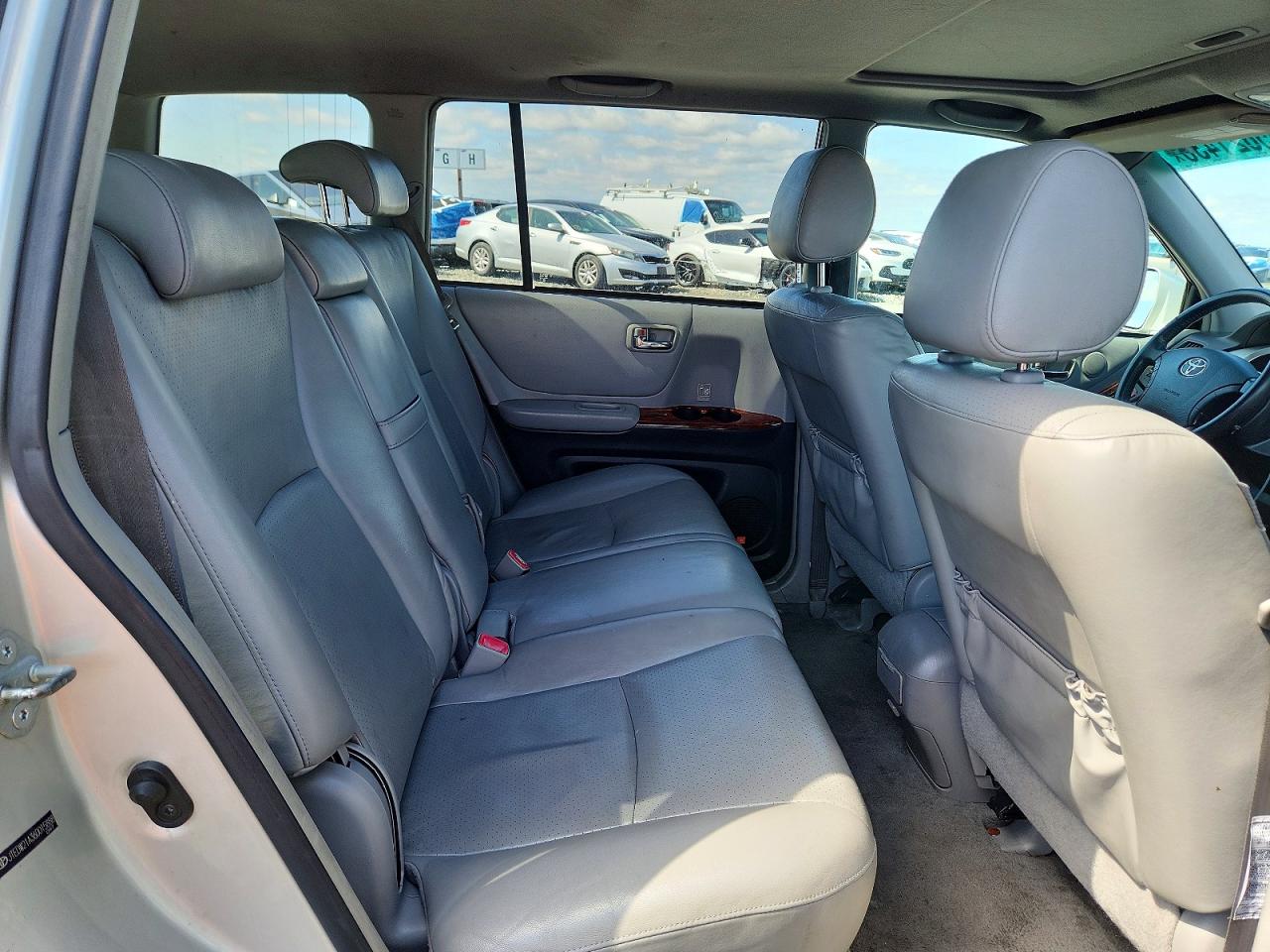 2006 Toyota Highlander Hybrid Silver vin: JTEDW21A360015888