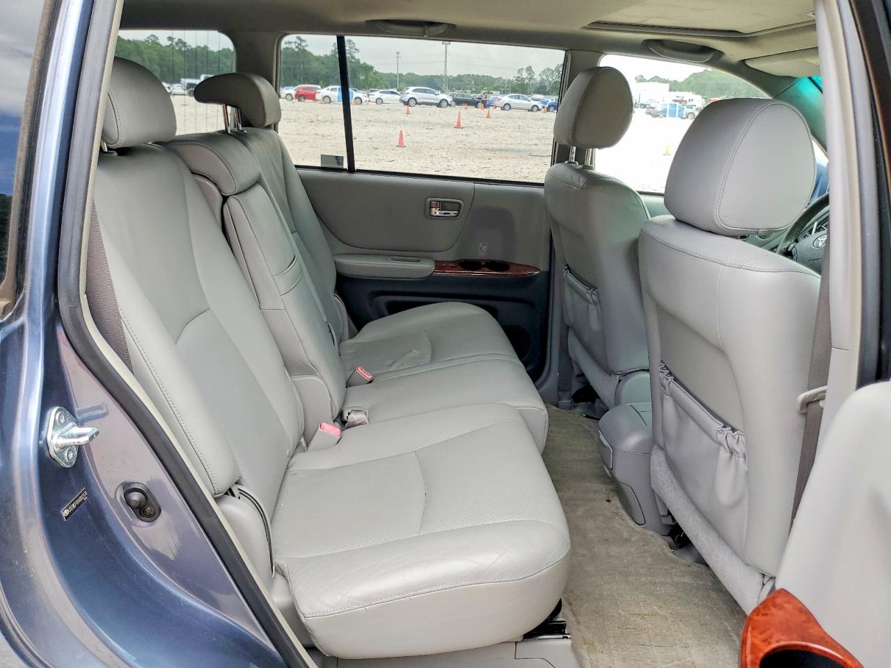 2006 Toyota Highlander Hybrid Charcoal vin: JTEDW21A560003578