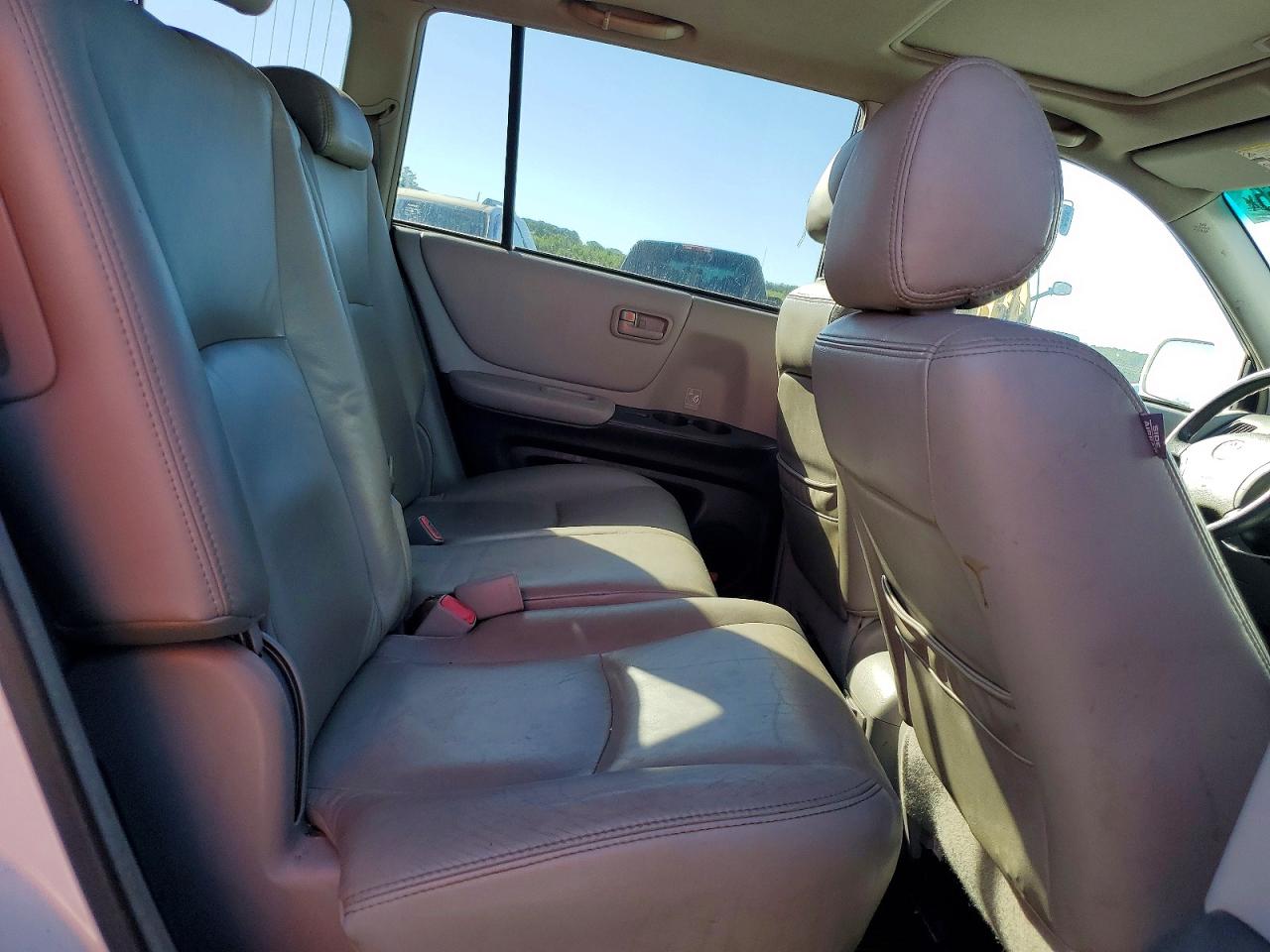 2006 Toyota Highlander Hybrid White vin: JTEDW21A560010174