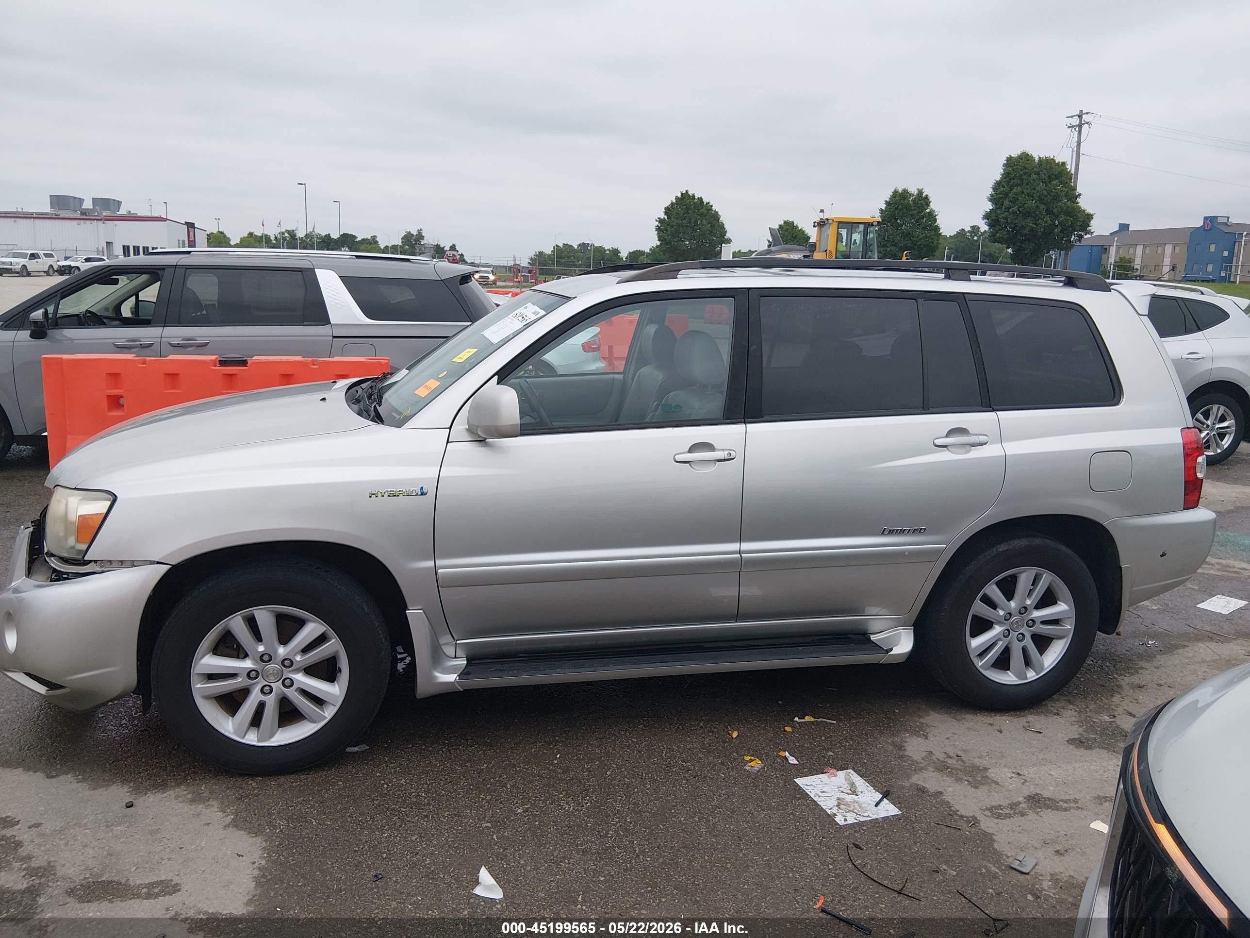 2006 Toyota Highlander Hybrid Limited V6 Silver vin: JTEDW21A560015522
