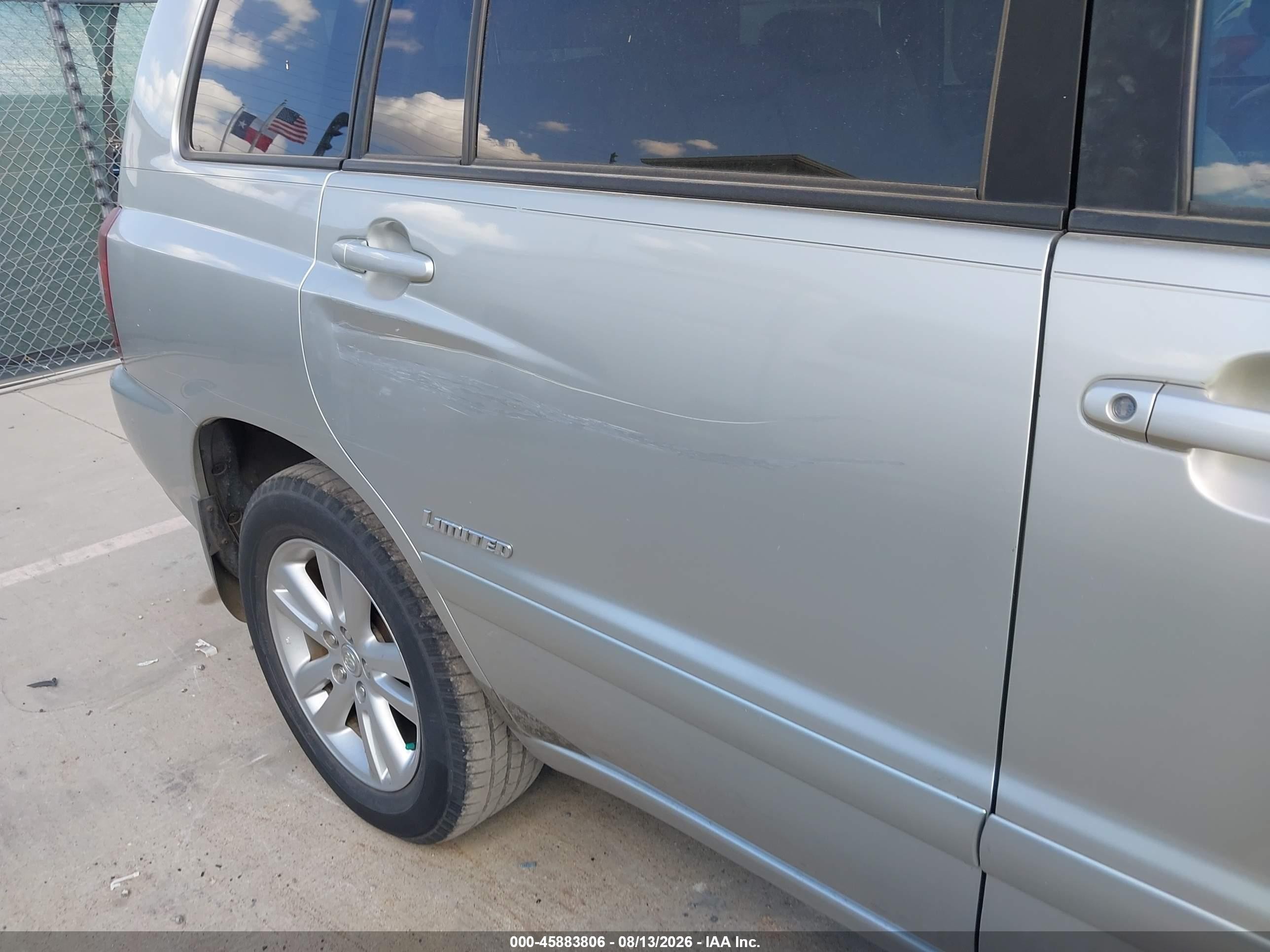 2006 Toyota Highlander Hybrid Limited V6 Silver vin: JTEDW21A760010774