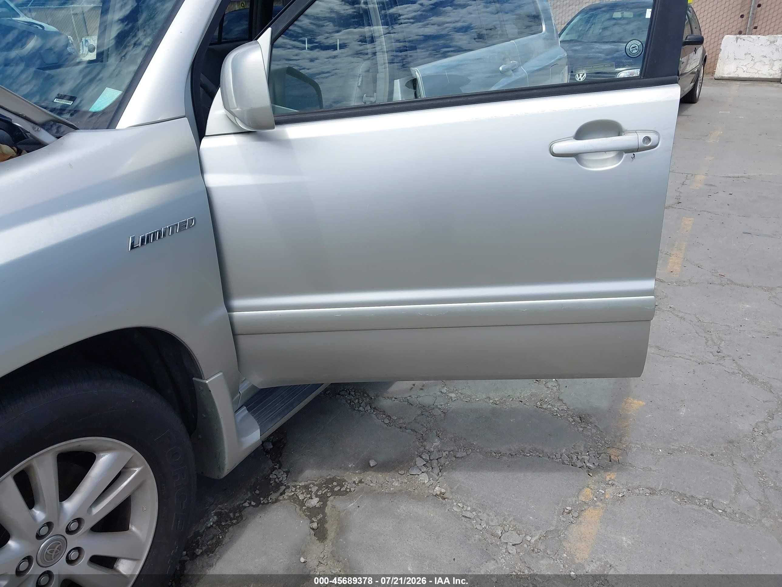 2006 Toyota Highlander Hybrid Limited V6 Silver vin: JTEDW21A860007690